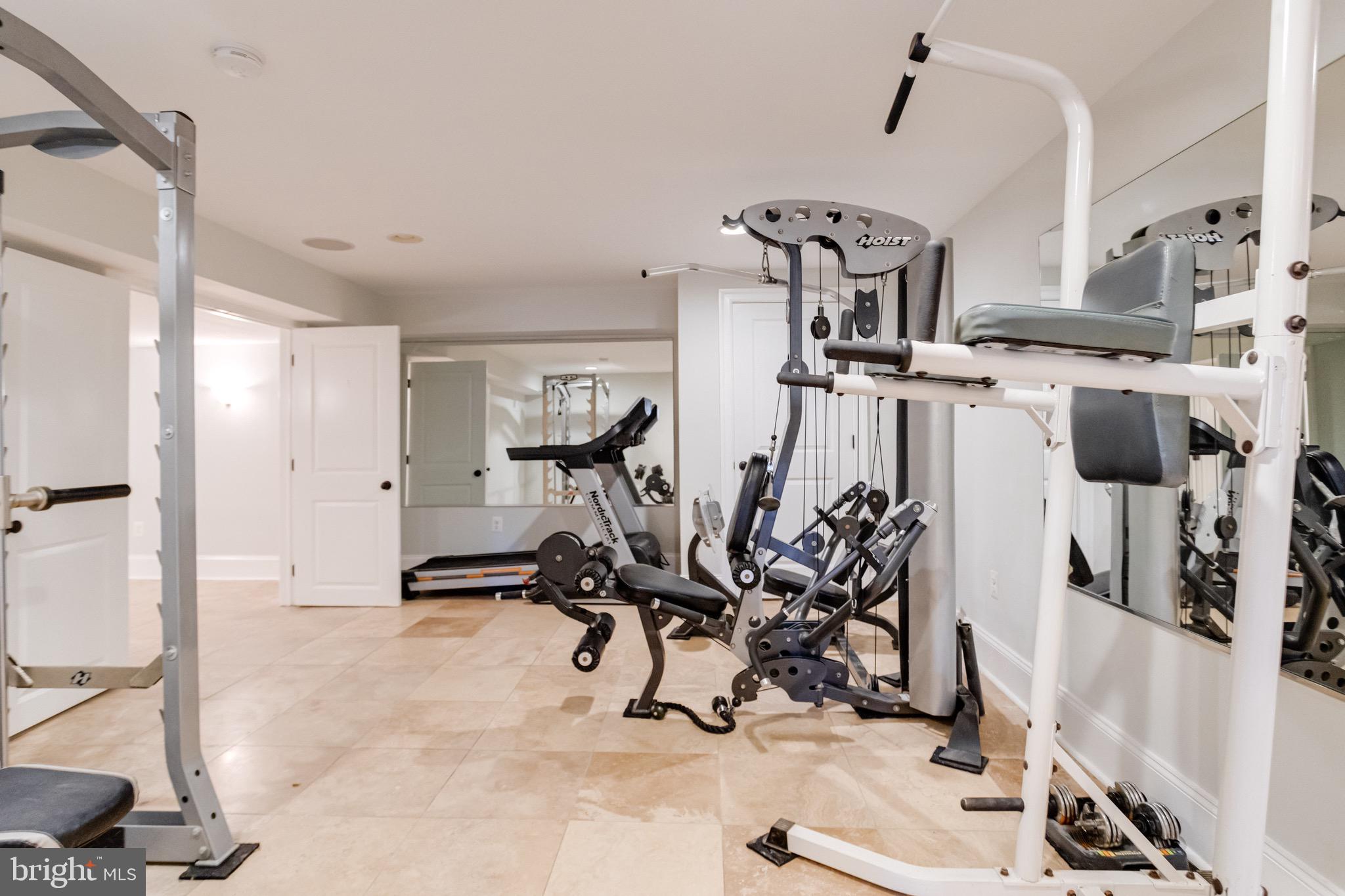 SUE GROVE - Residential