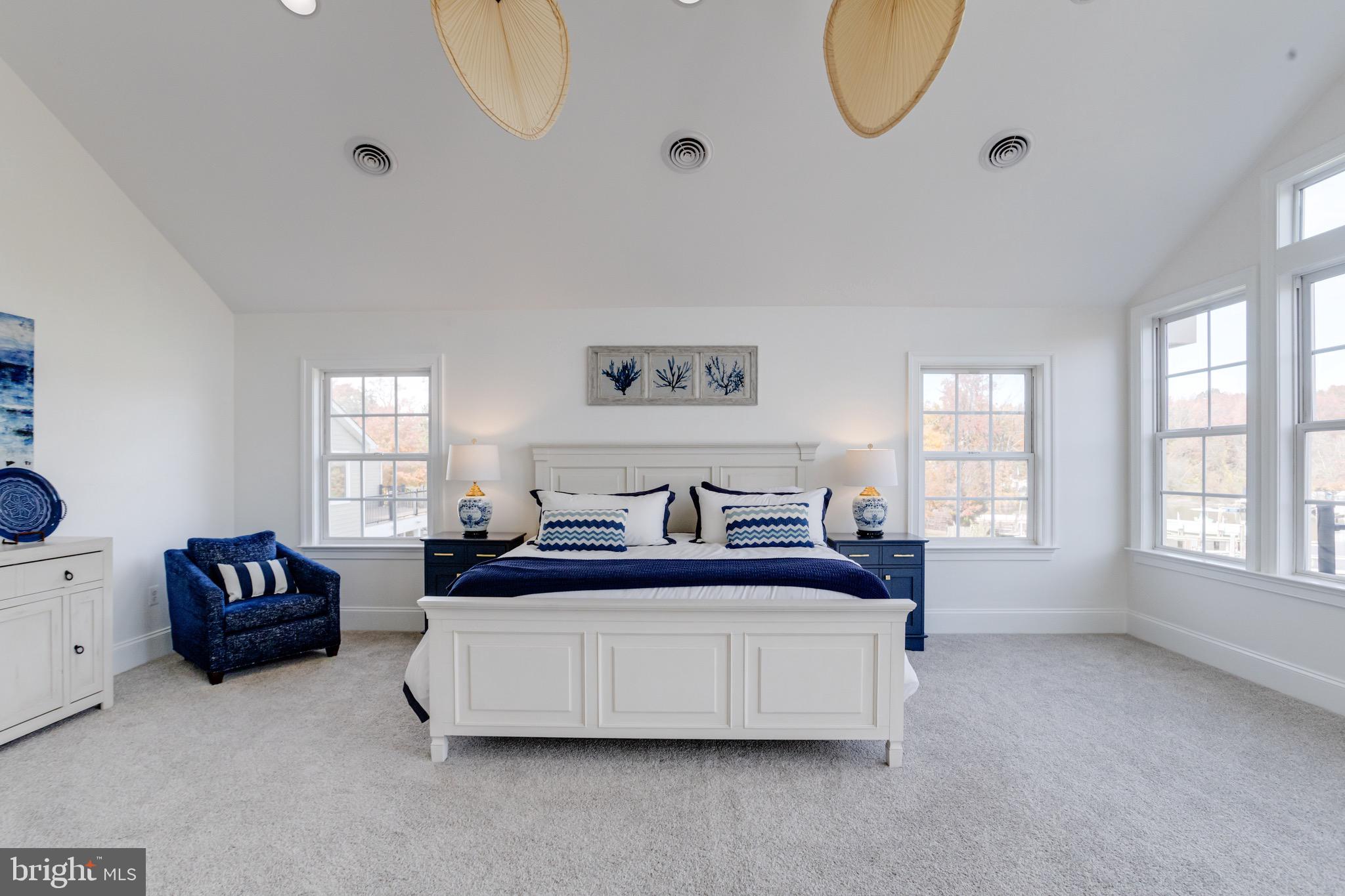 SUE GROVE - Residential