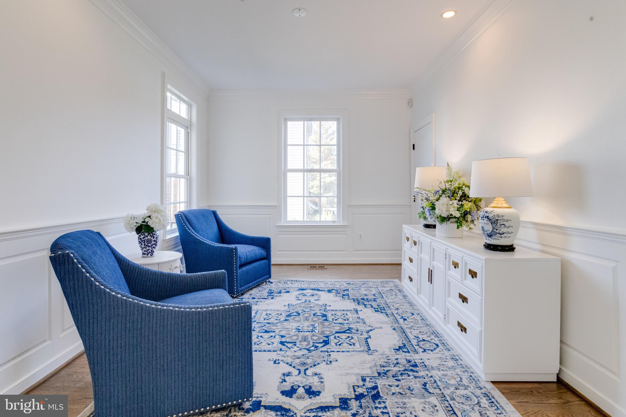 SUE GROVE - Residential