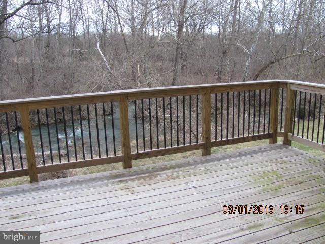 TROUT RUN - Residential Lease