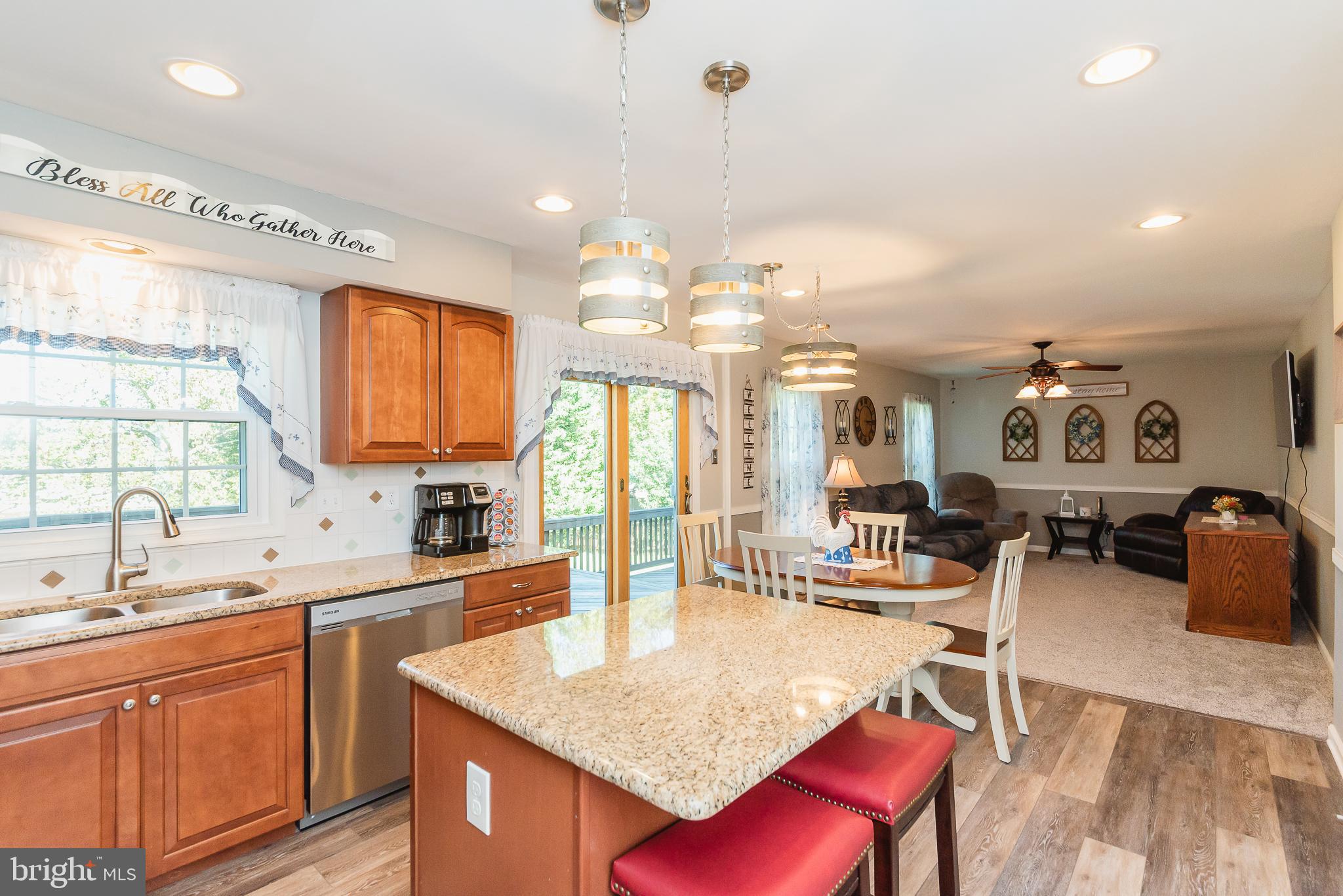 HIDDEN STREAM - Residential