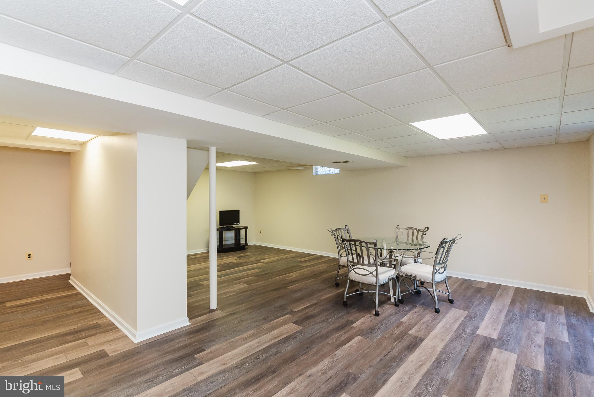 HIDDEN STREAM - Residential