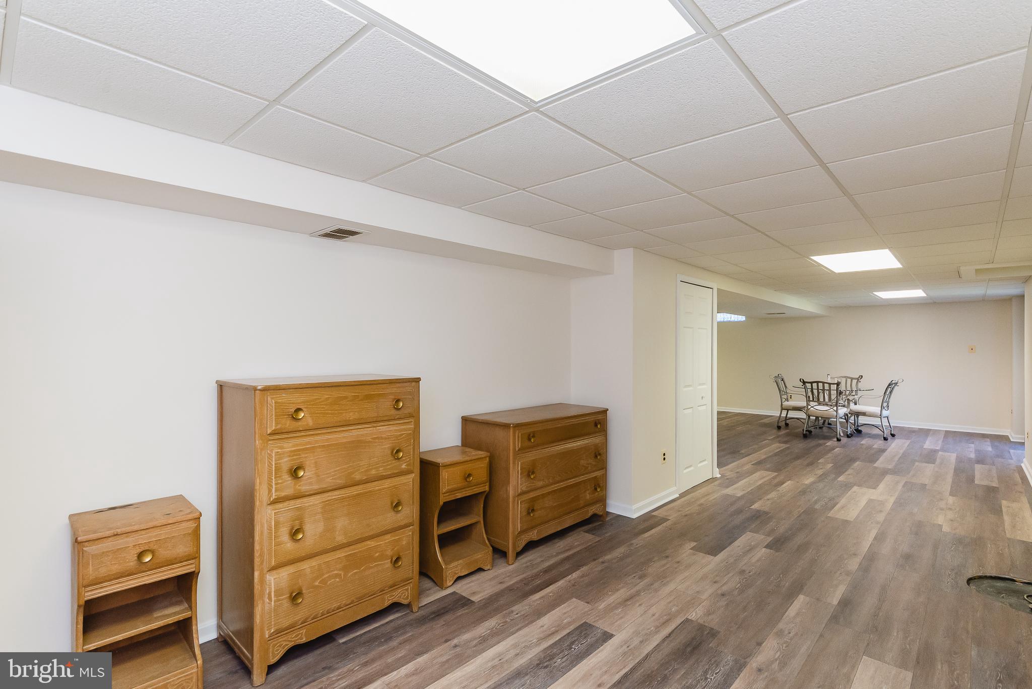 HIDDEN STREAM - Residential