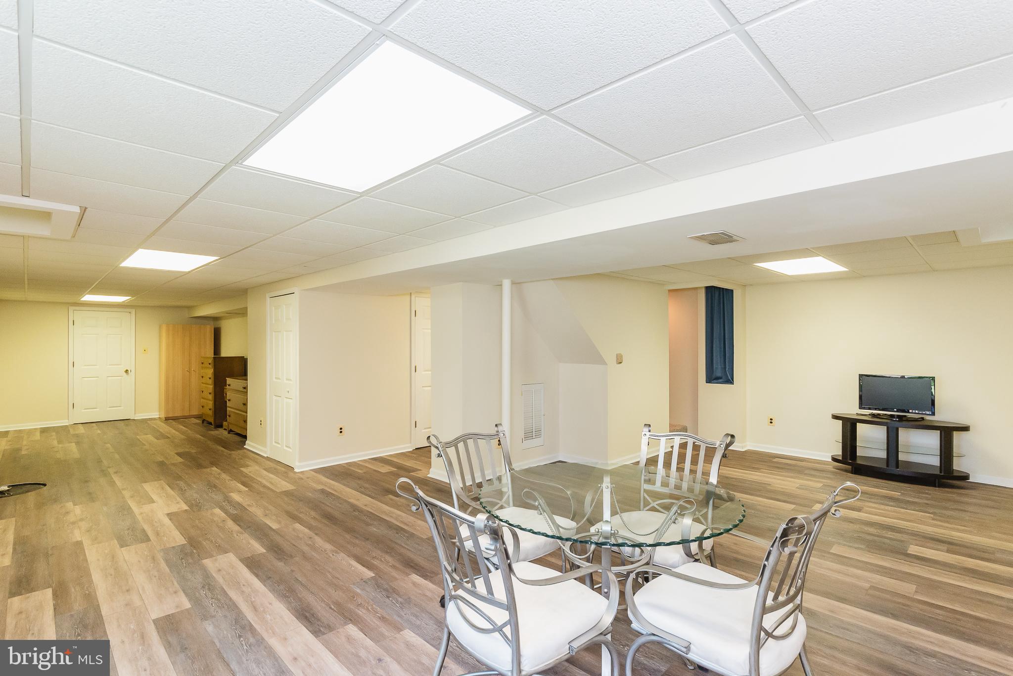 HIDDEN STREAM - Residential