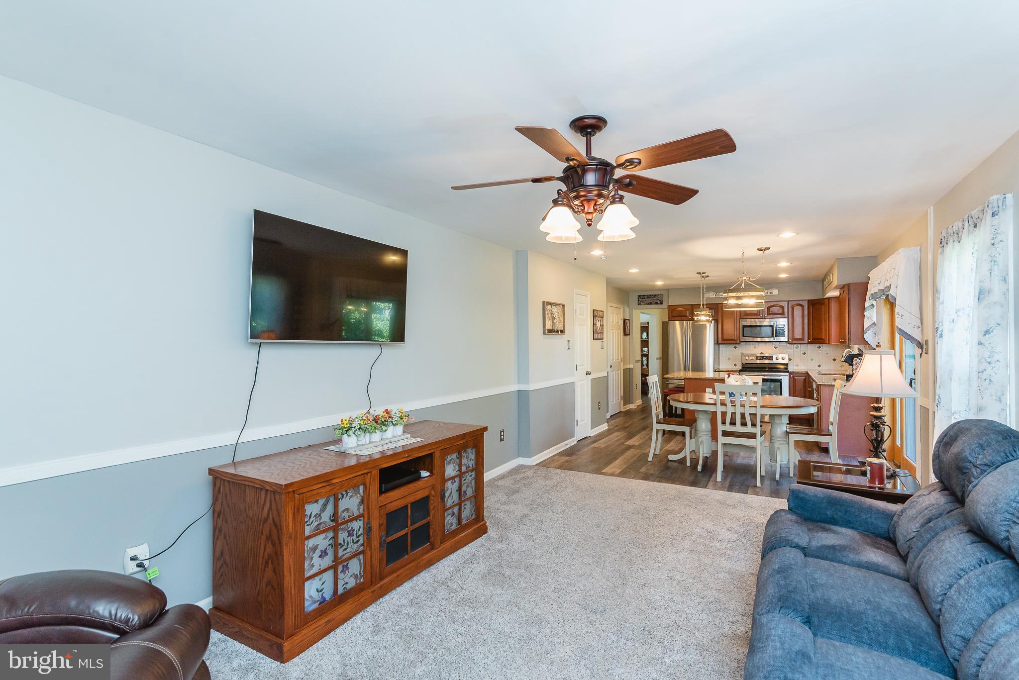 HIDDEN STREAM - Residential