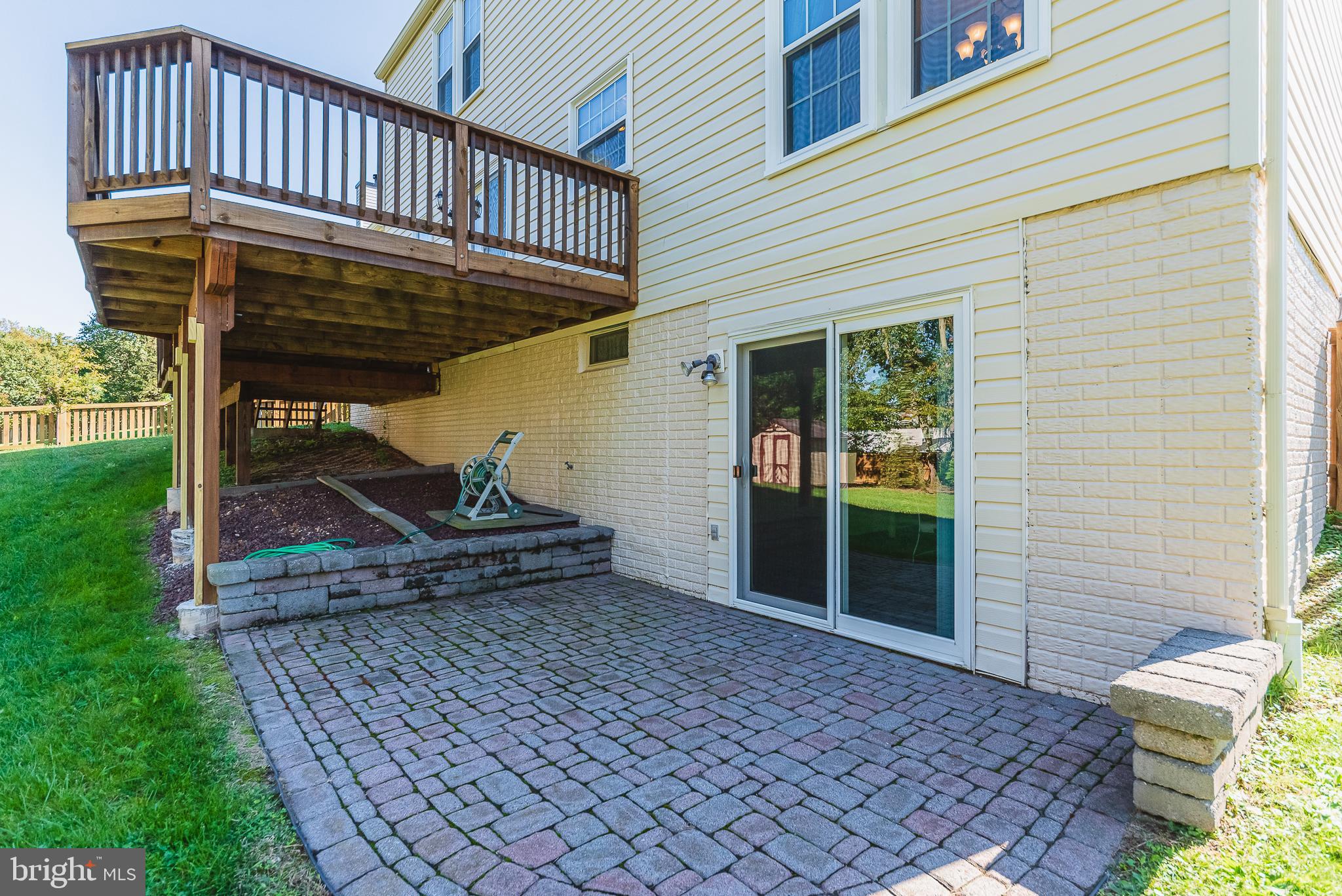 HIDDEN STREAM - Residential