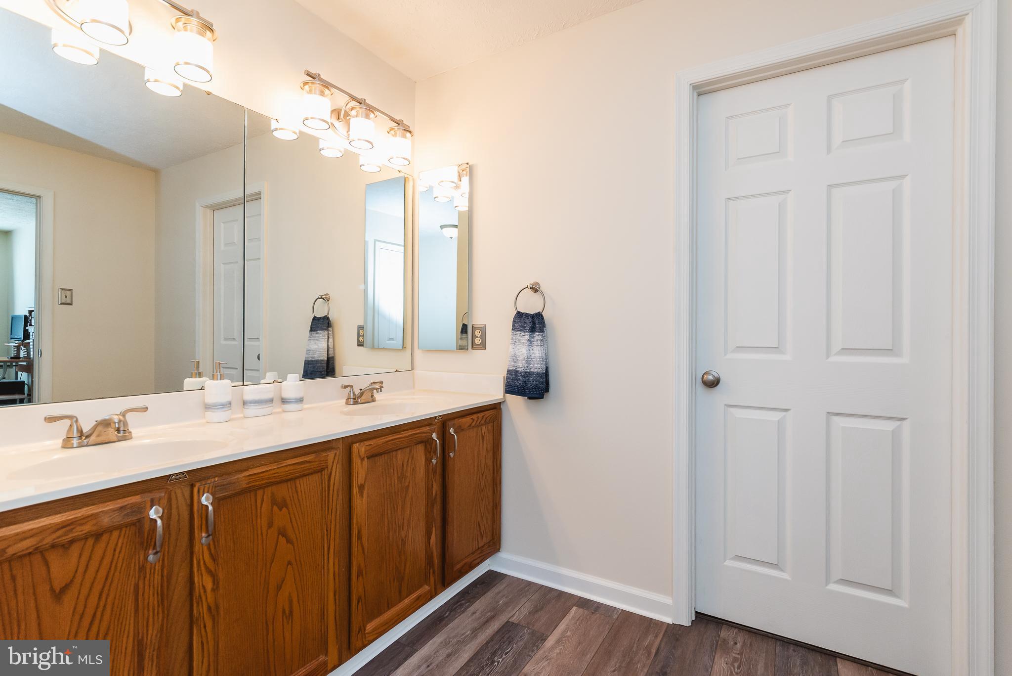 HIDDEN STREAM - Residential