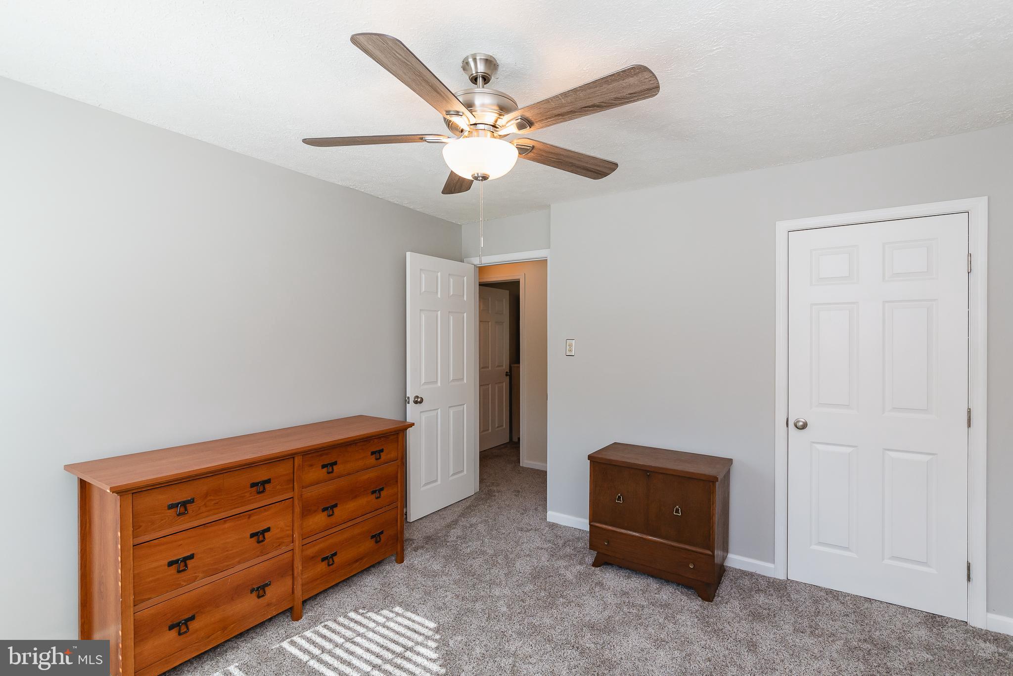 HIDDEN STREAM - Residential