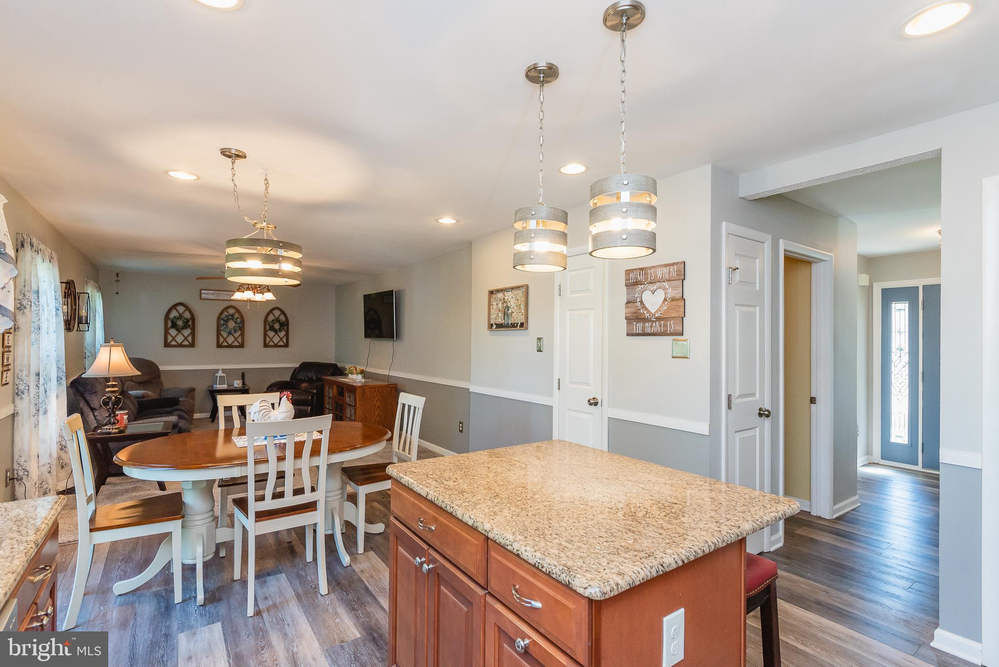 HIDDEN STREAM - Residential