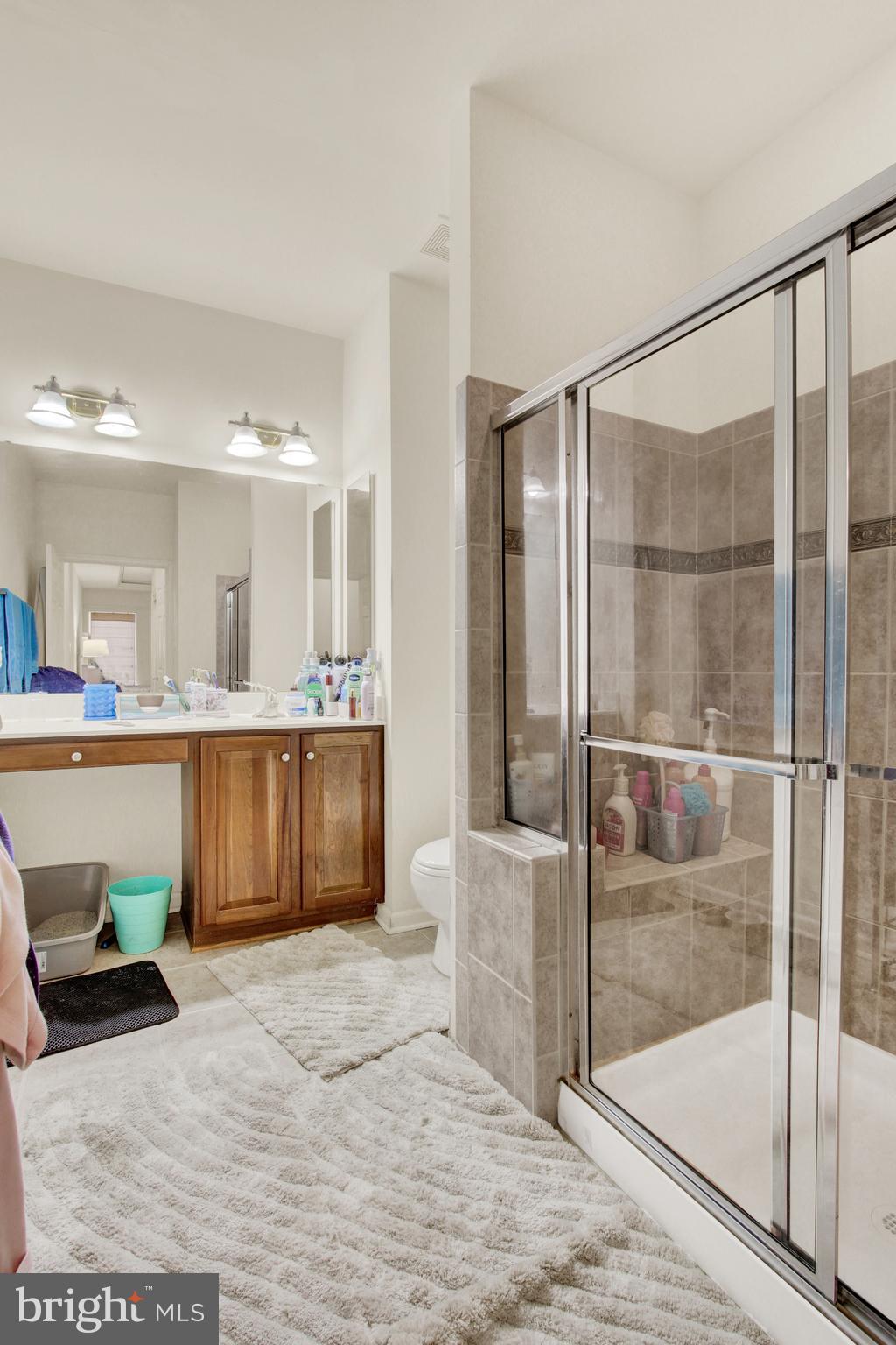 OAK HILLS - Residential