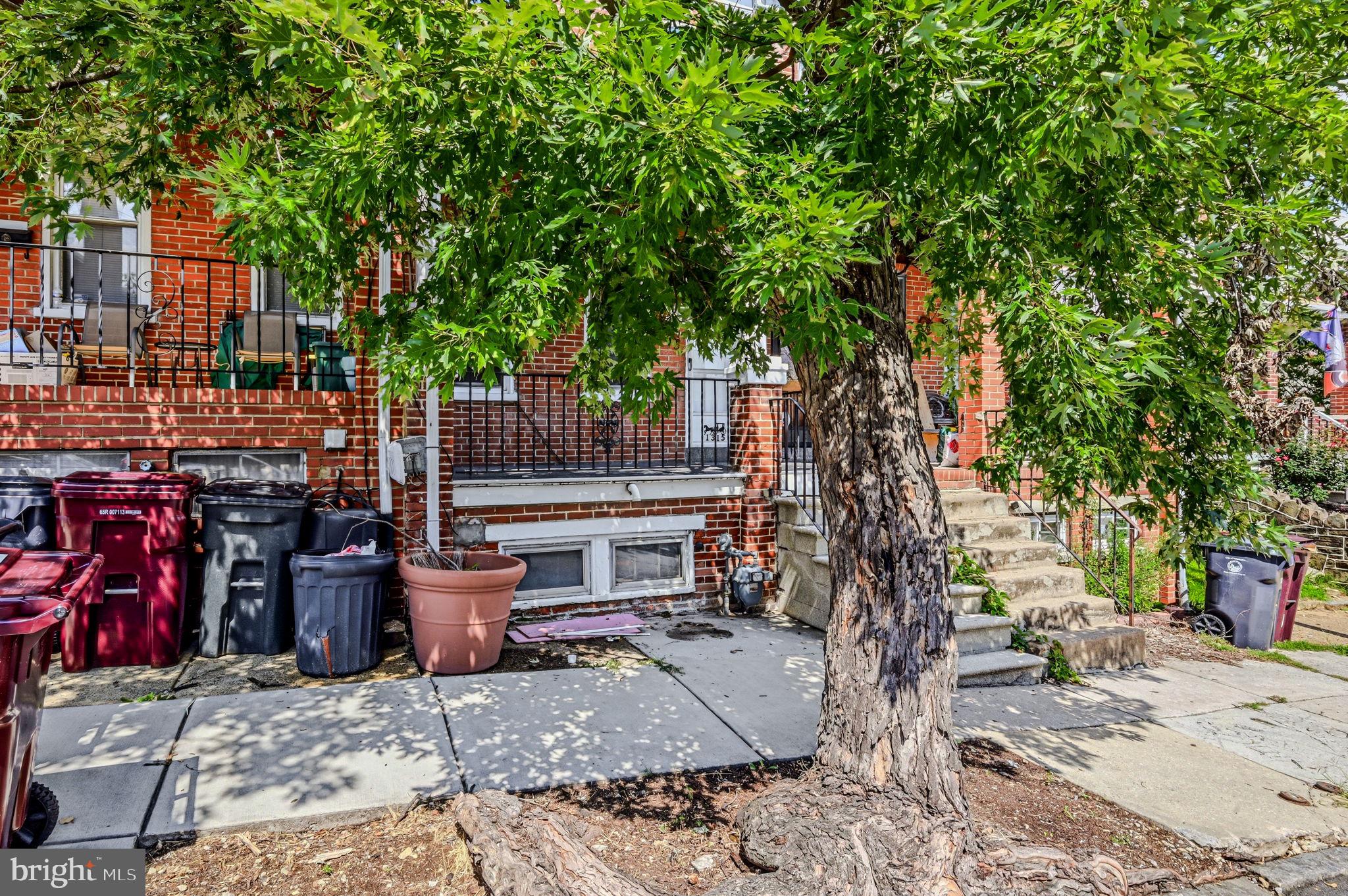 1315 CEDAR STREET