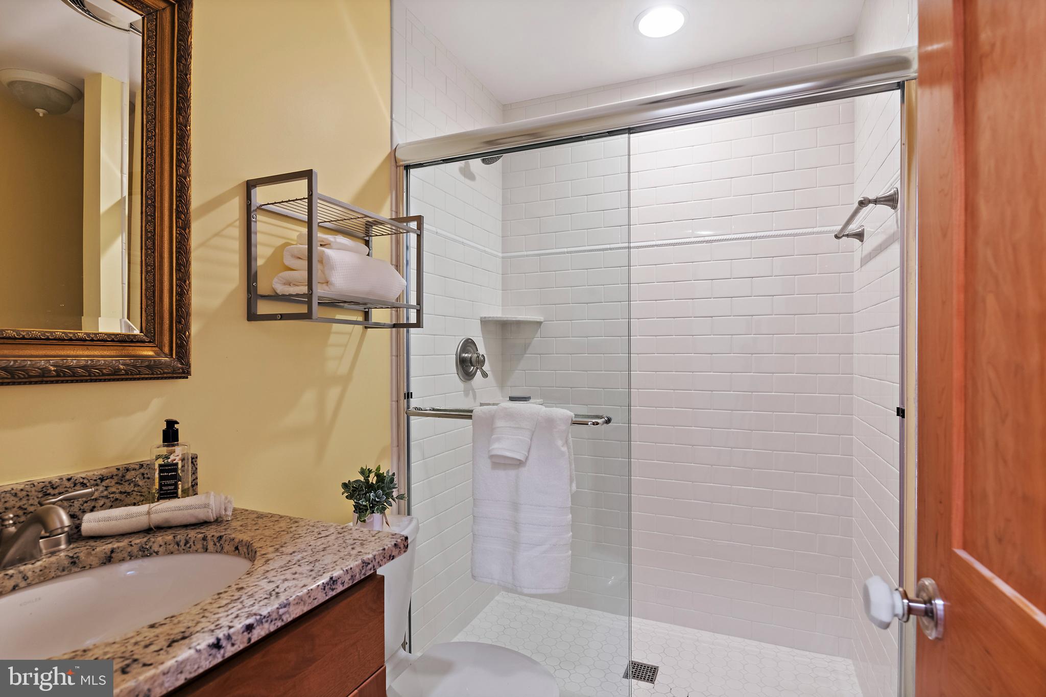 HISTORIC DISTRICT - Residential