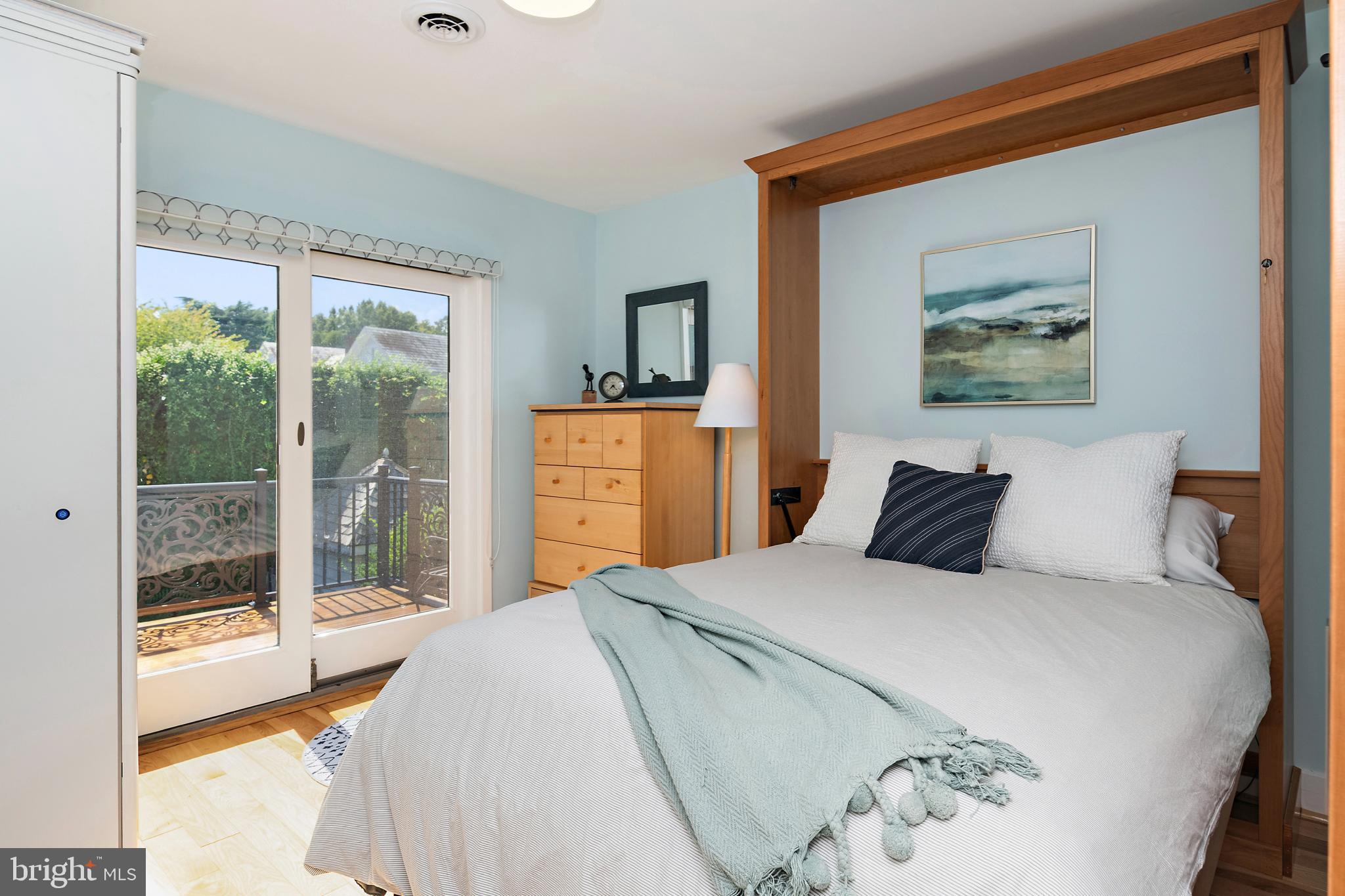 HISTORIC DISTRICT - Residential