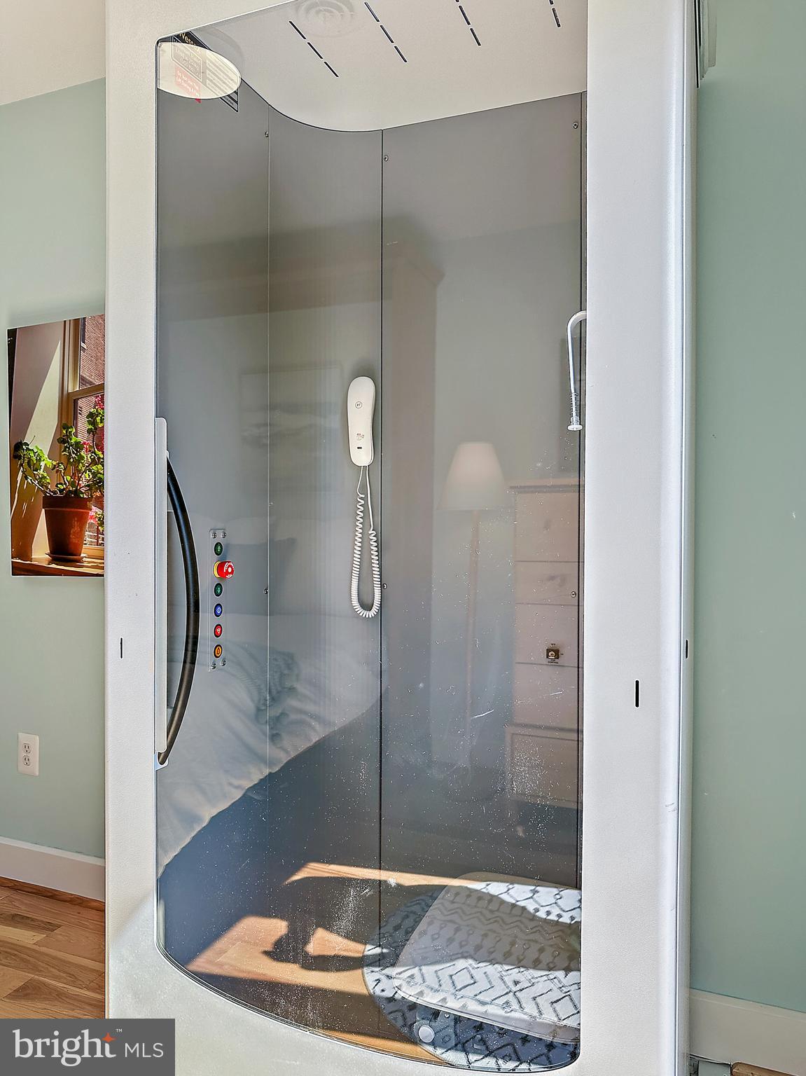 HISTORIC DISTRICT - Residential