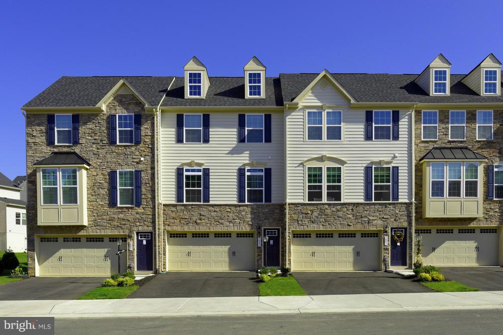 JEFFERSON PLACE - Residential