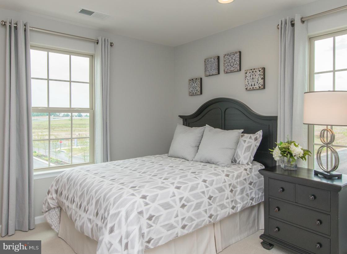 JEFFERSON PLACE - Residential