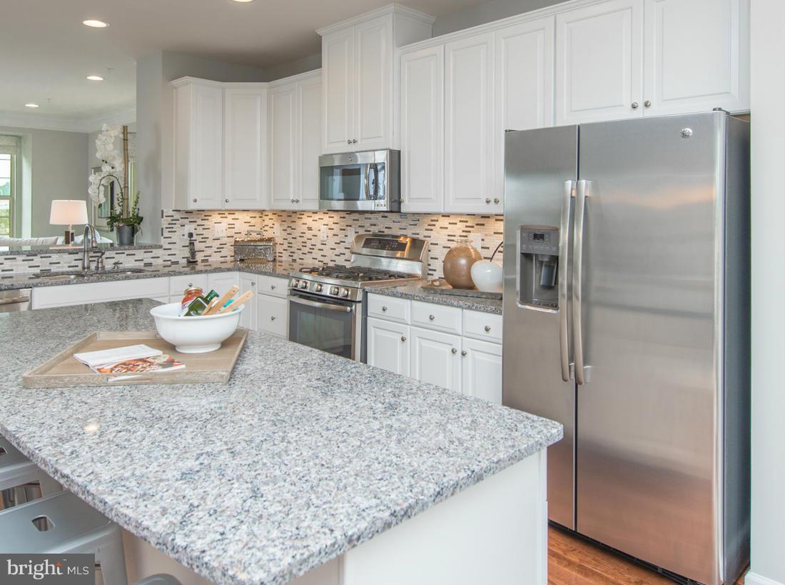 JEFFERSON PLACE - Residential