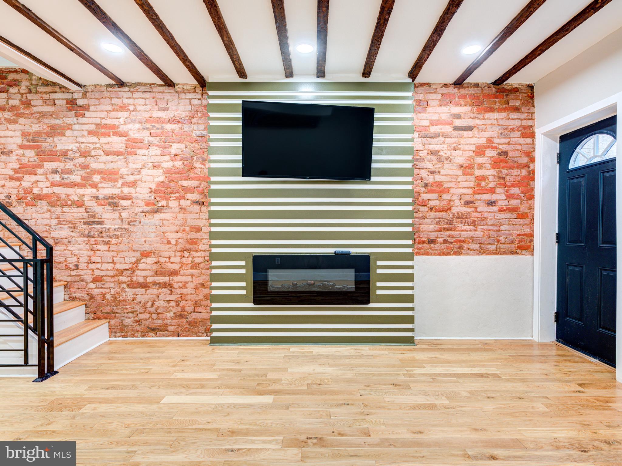 PORT RICHMOND - Residential