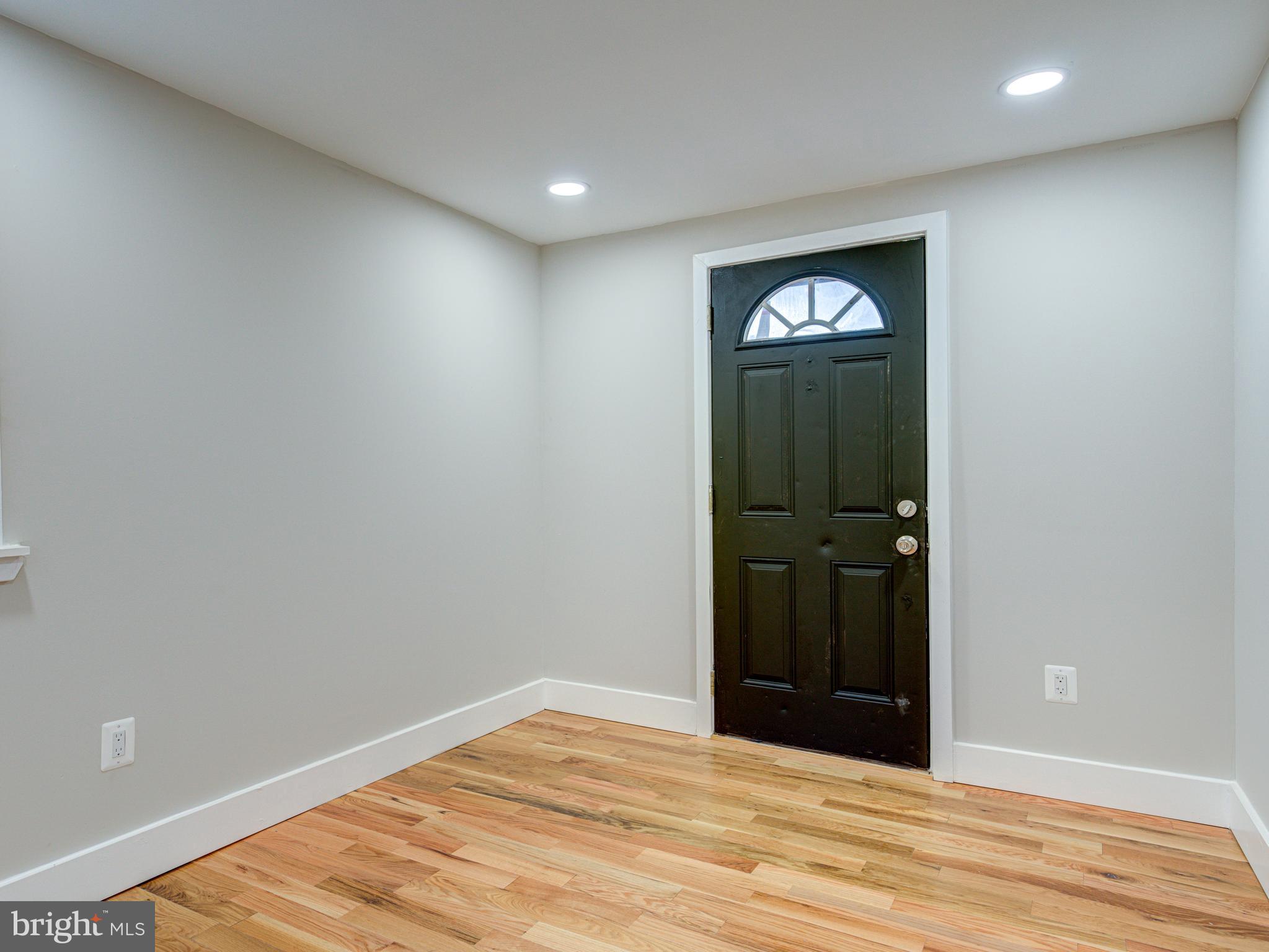 PORT RICHMOND - Residential