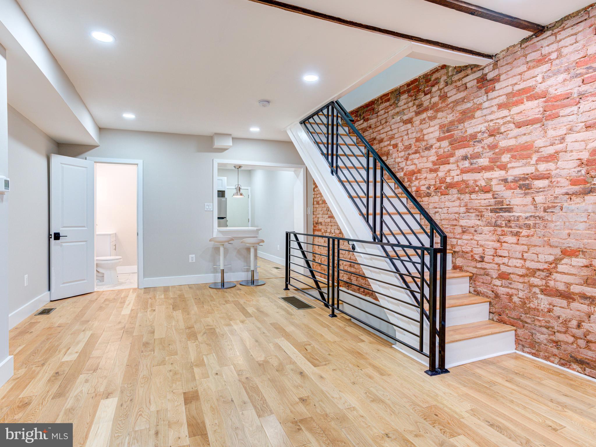 PORT RICHMOND - Residential