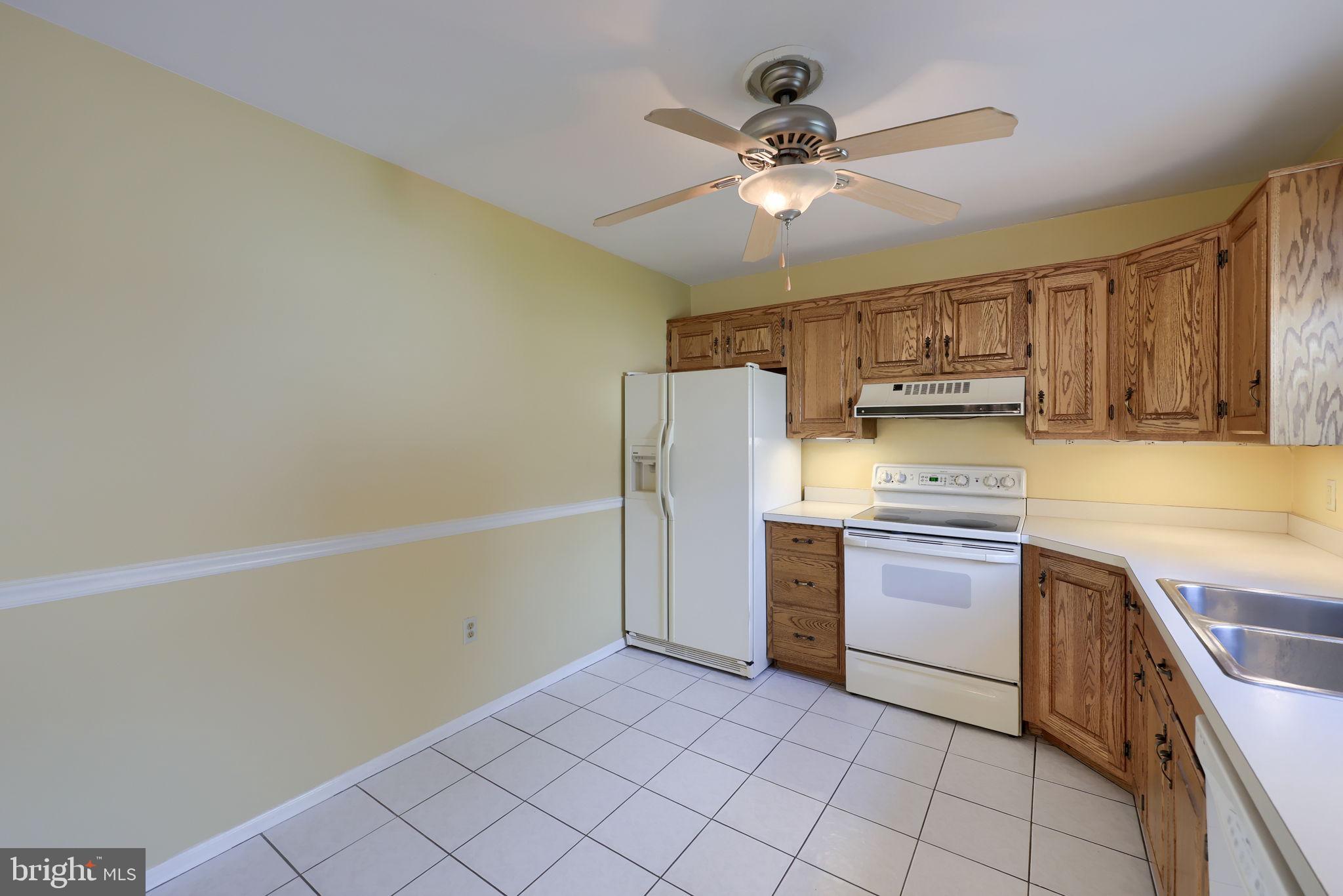 HICKORY HILLS - Residential