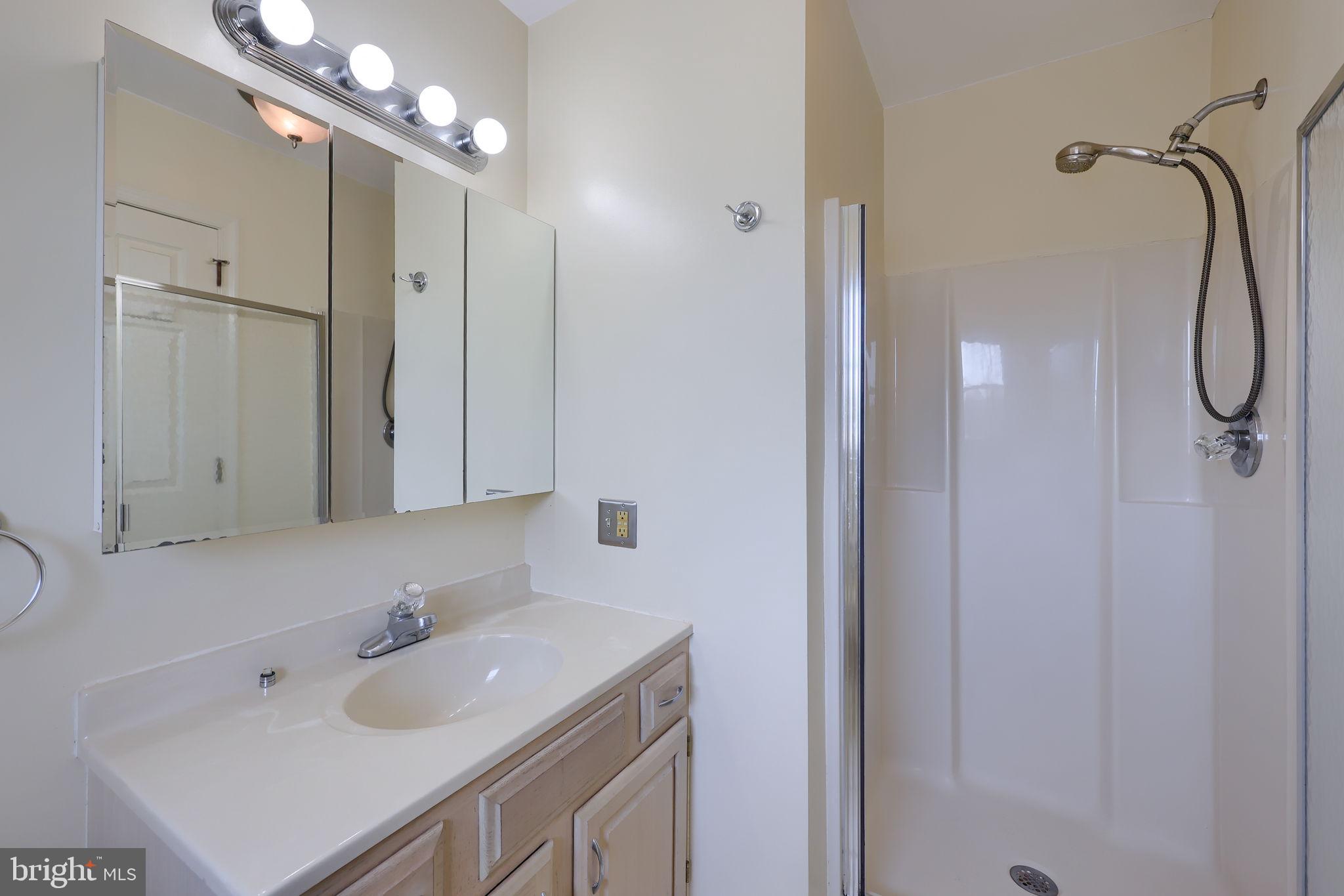 HICKORY HILLS - Residential