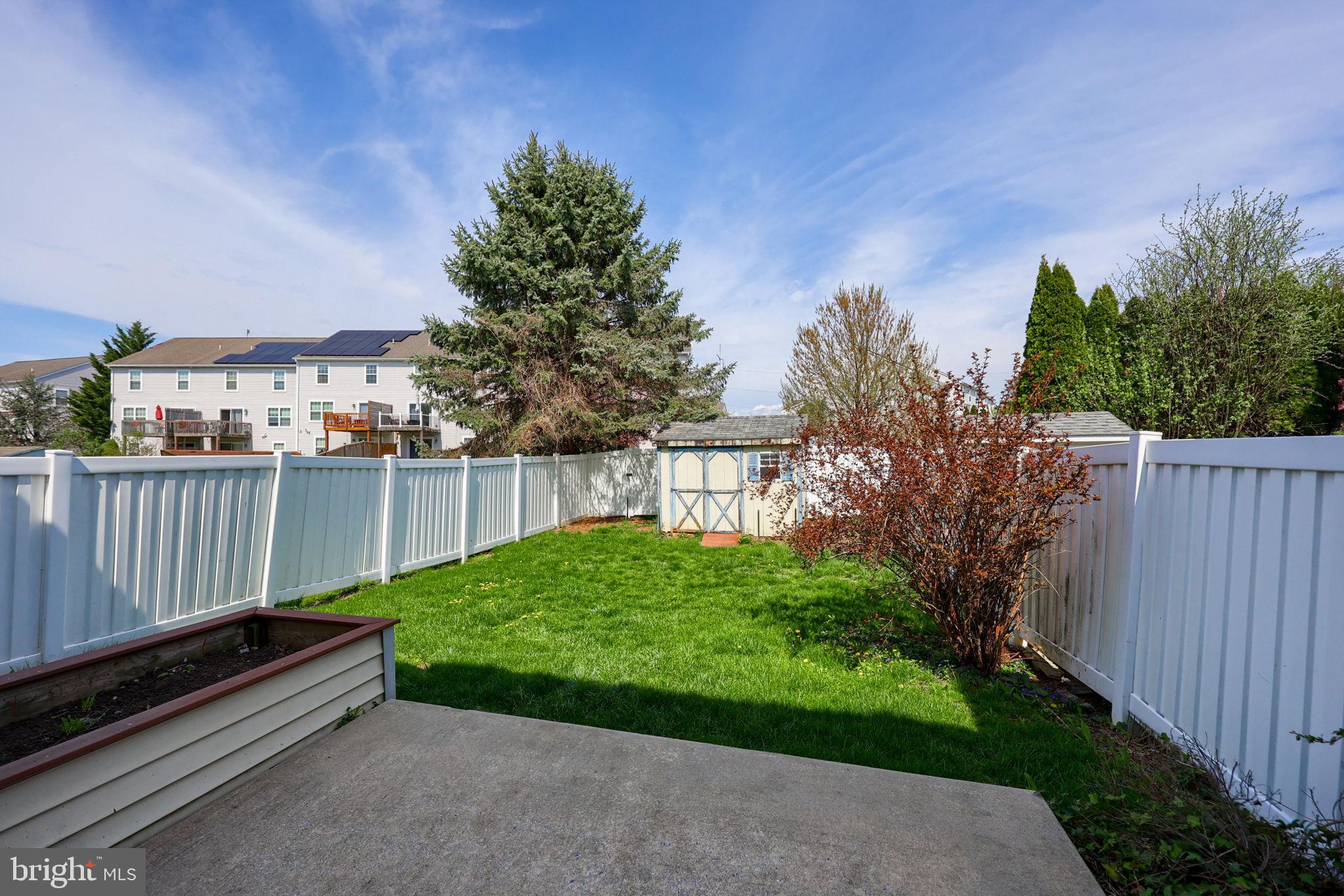 HICKORY HILLS - Residential