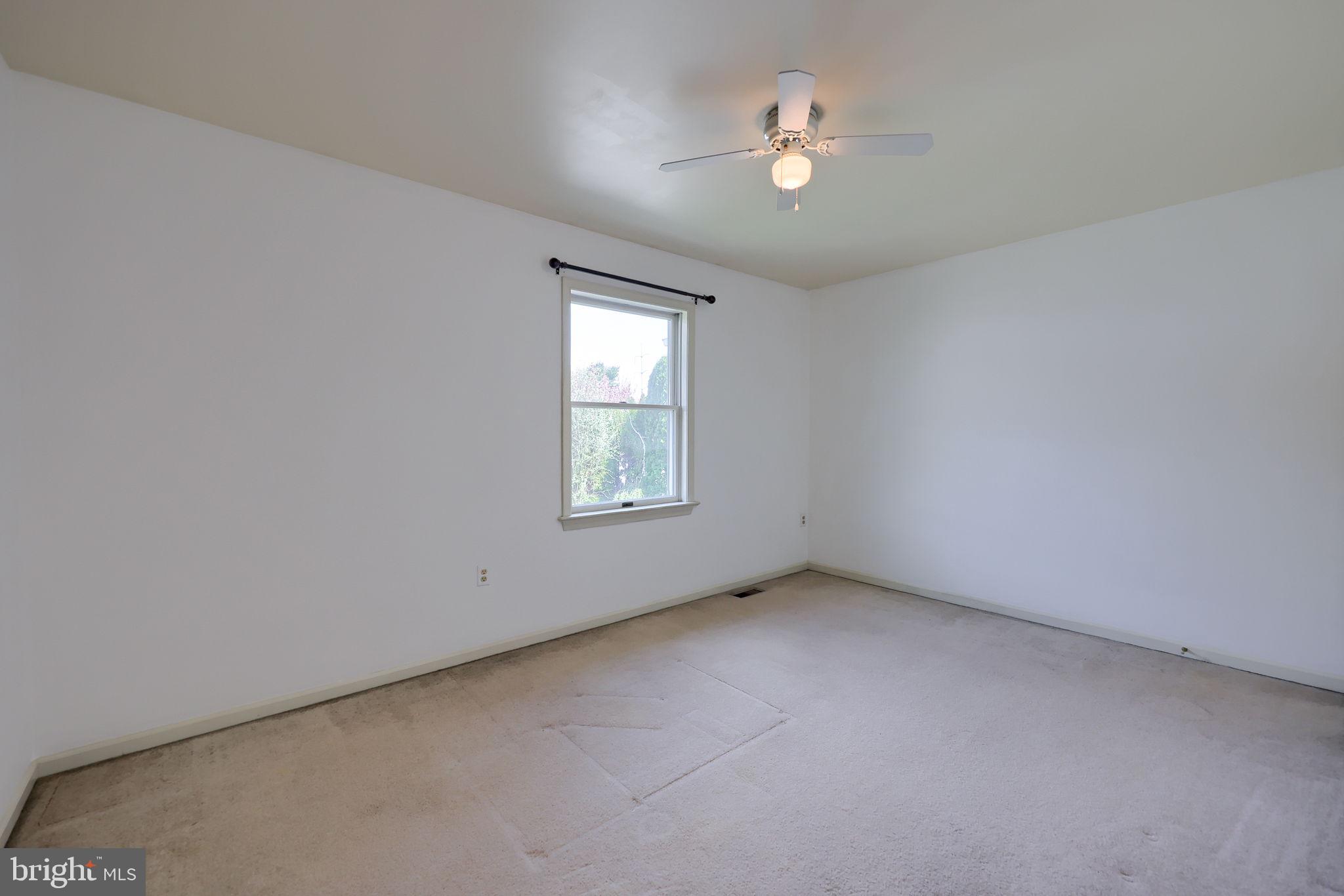 HICKORY HILLS - Residential