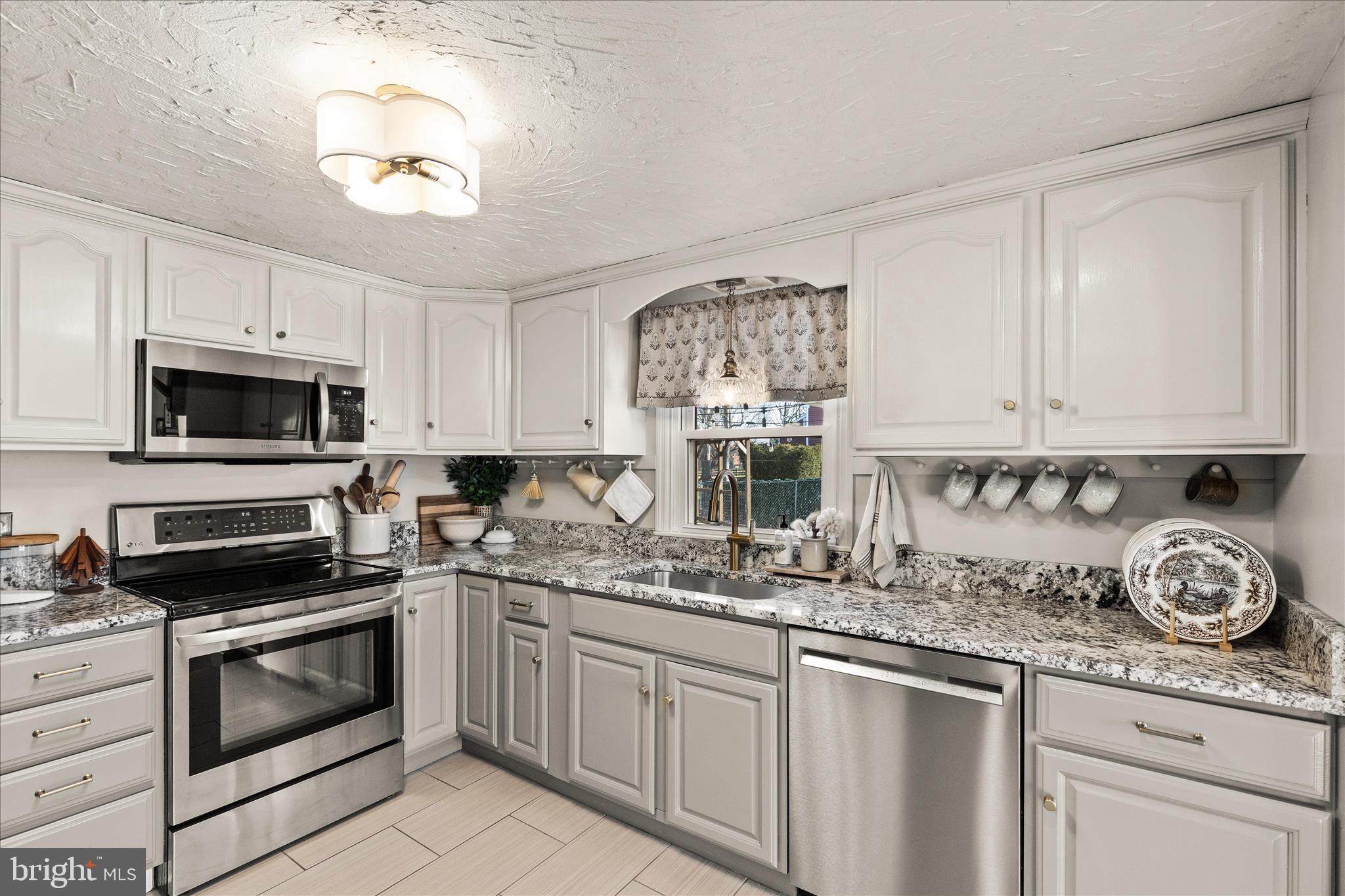 NEW OXFORD BOROUGH - Residential