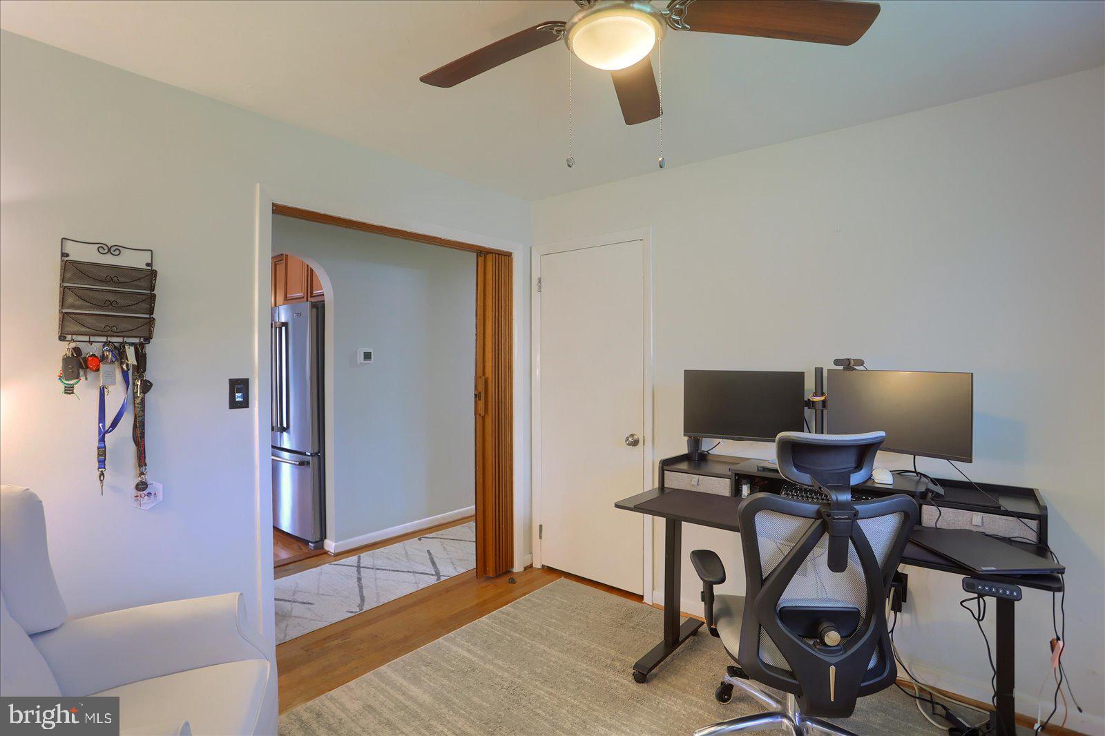 HOLLYWOOD HEIGHTS - Residential