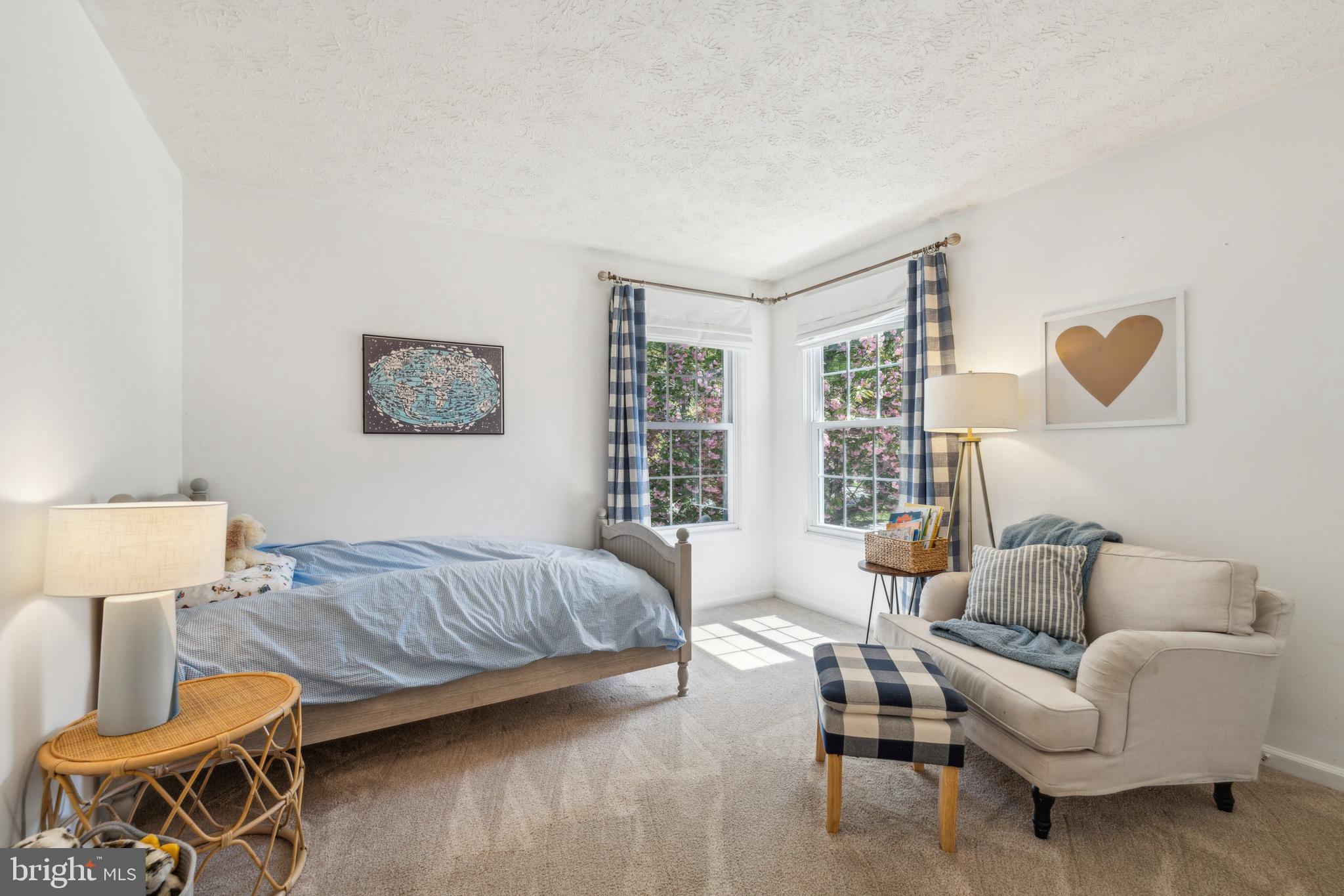 RUSSETT - Residential