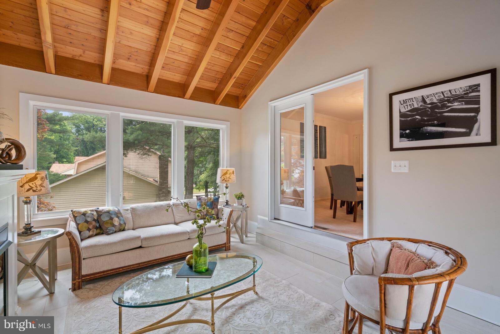 OAKTON GLEN - Residential