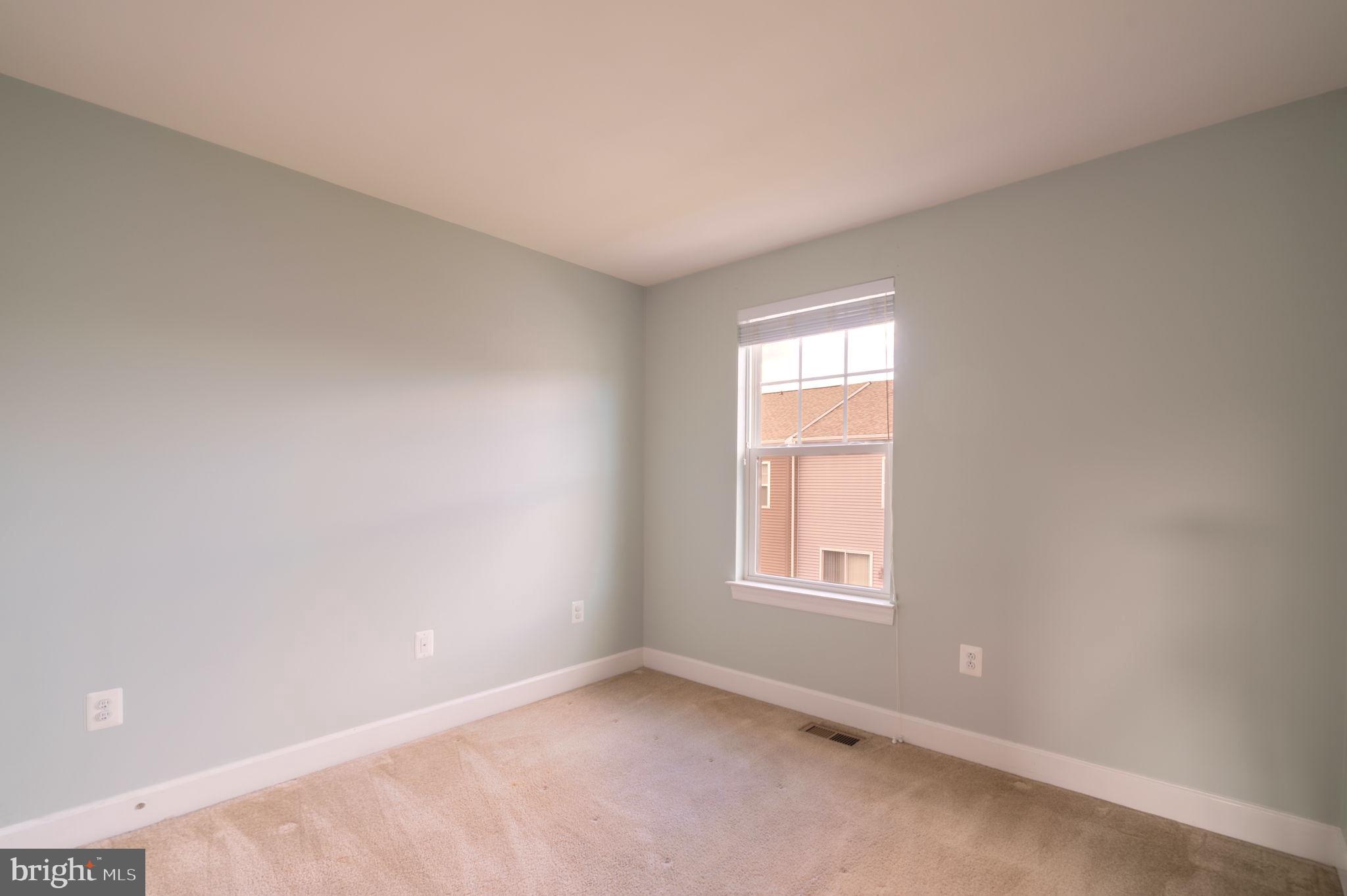 BRADLEY SQUARE - Residential