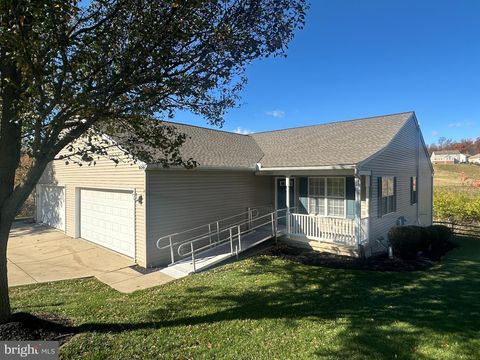 7220 SENECA RIDGE DRIVE YORK PA 17403