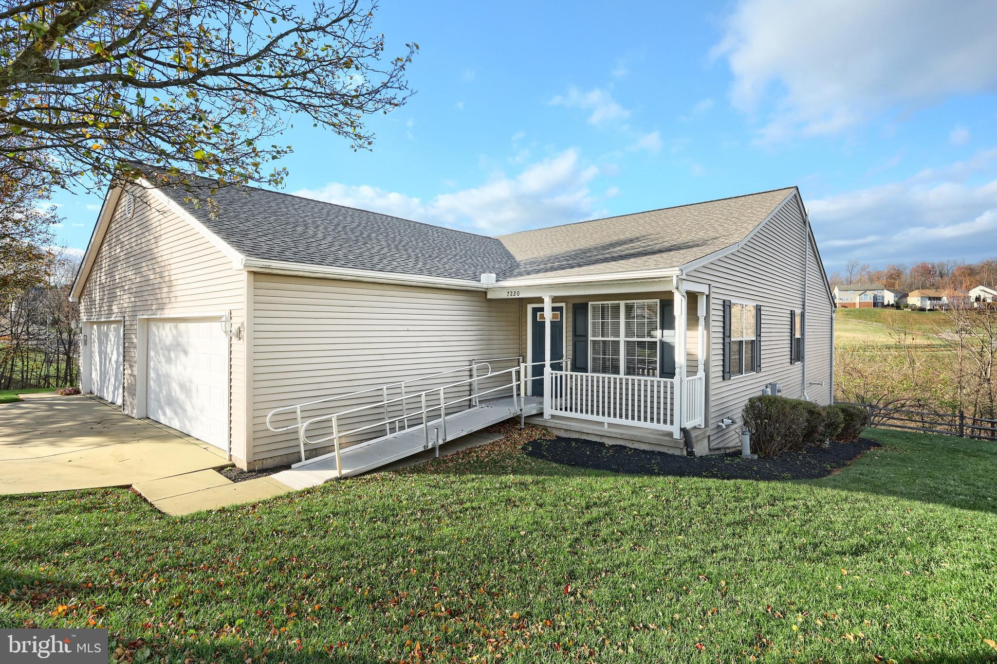 7220 SENECA RIDGE DRIVE