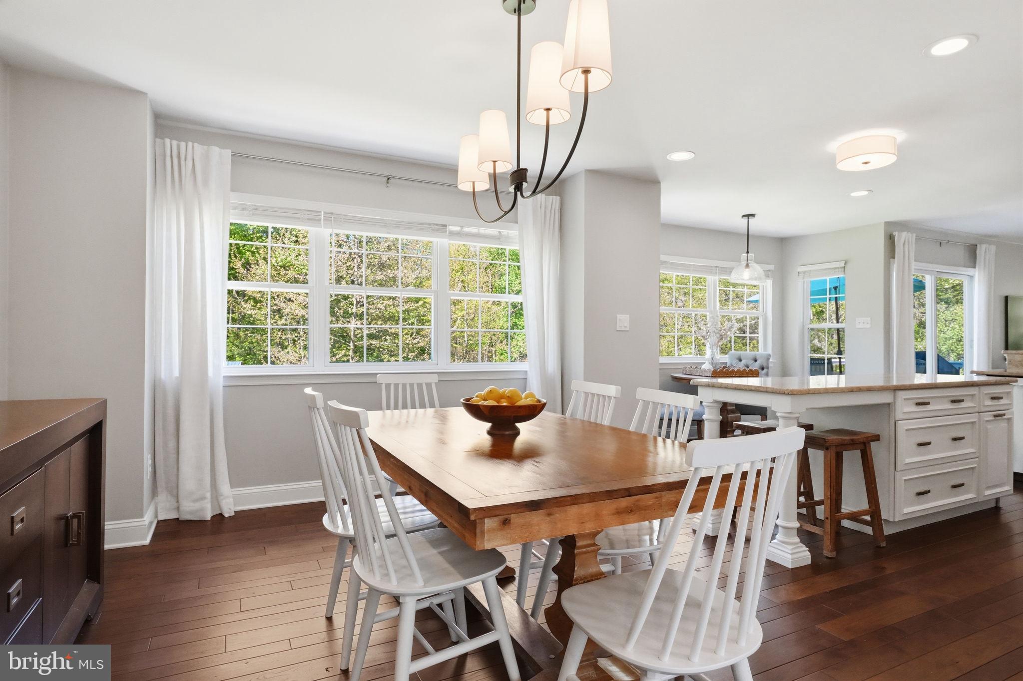 GARNET OAKS - Residential