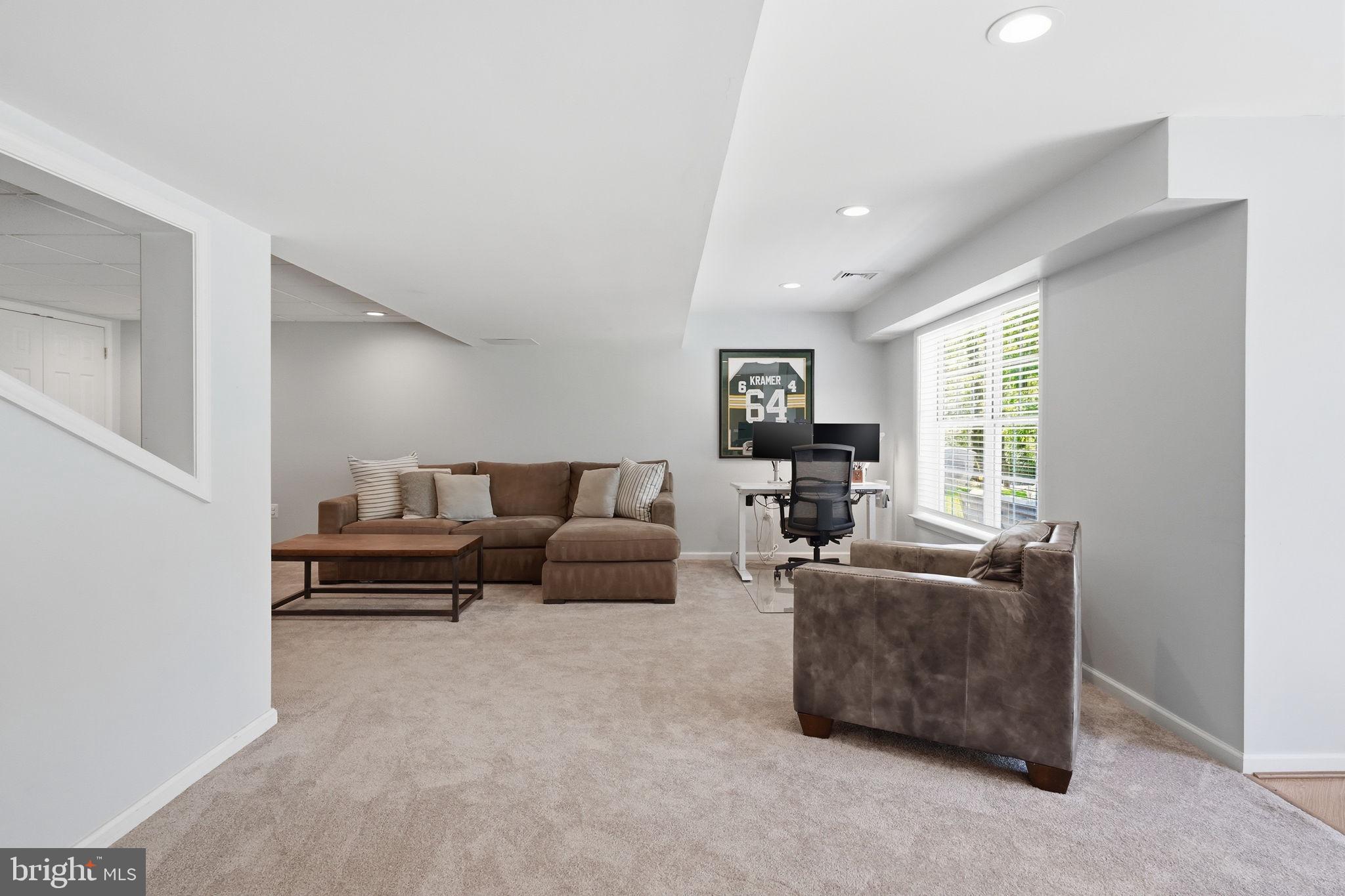 GARNET OAKS - Residential