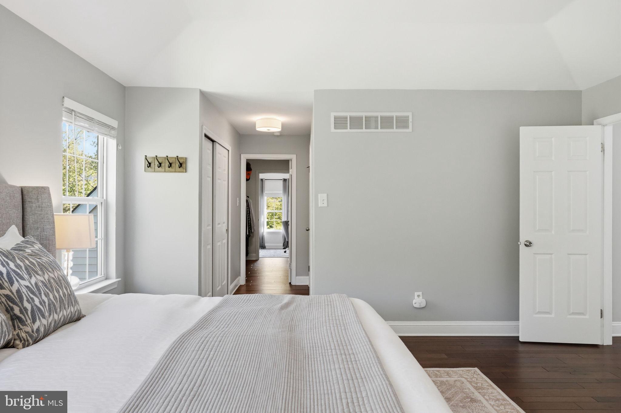 GARNET OAKS - Residential