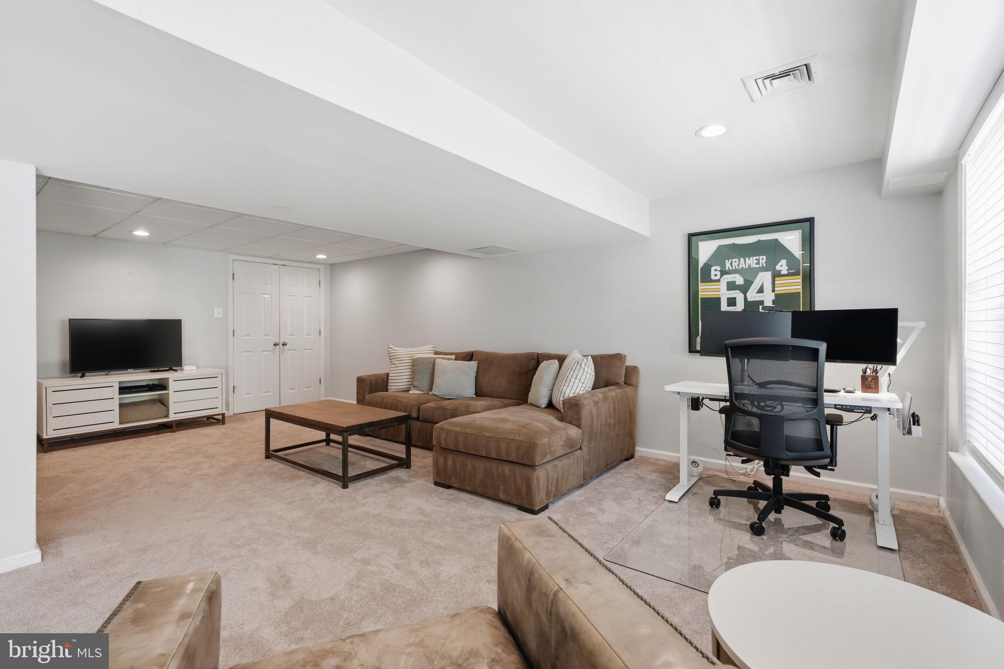 GARNET OAKS - Residential
