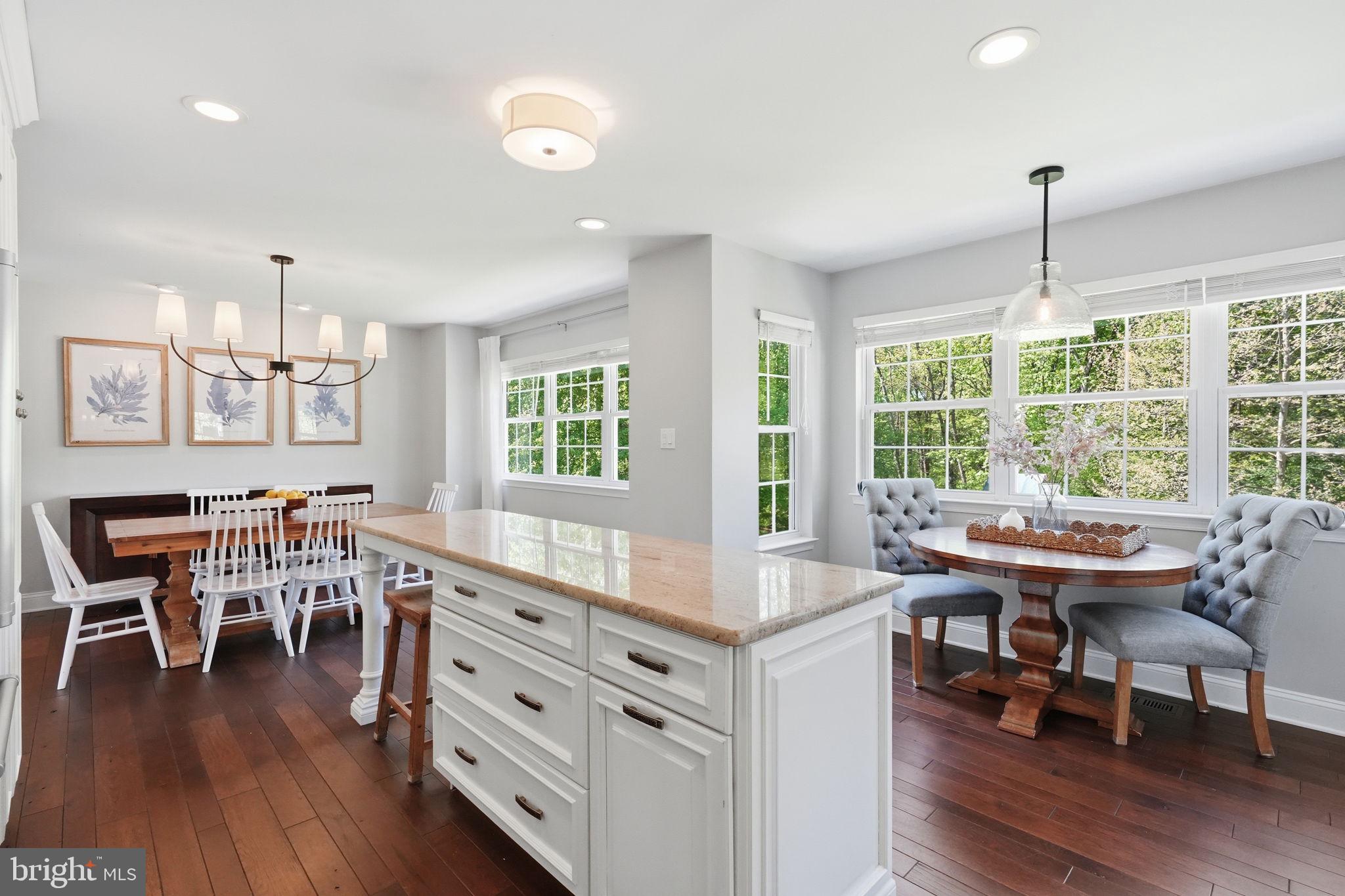 GARNET OAKS - Residential