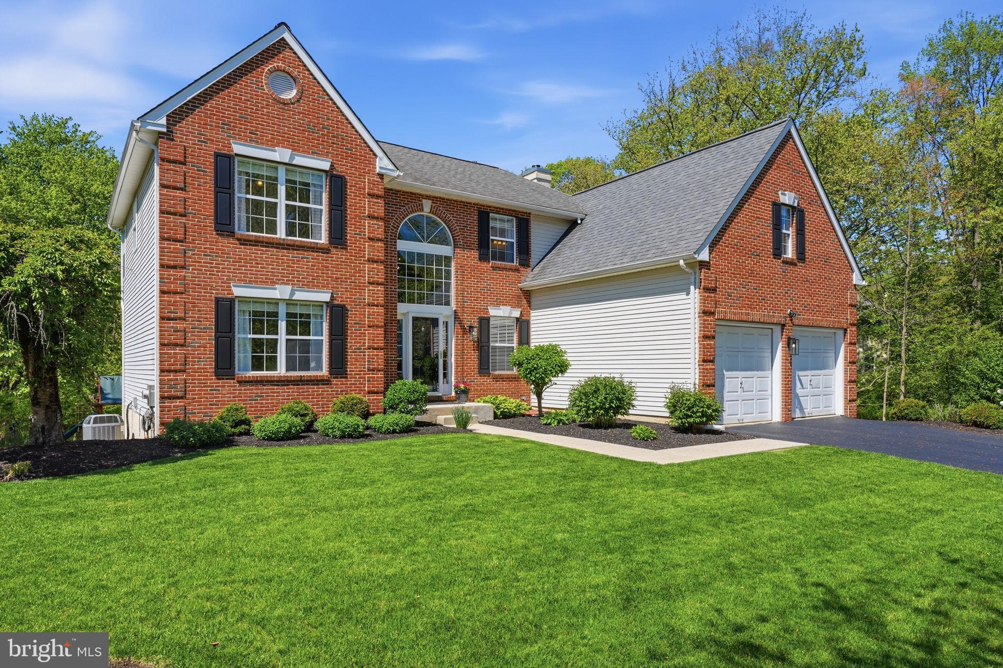 GARNET OAKS - Residential