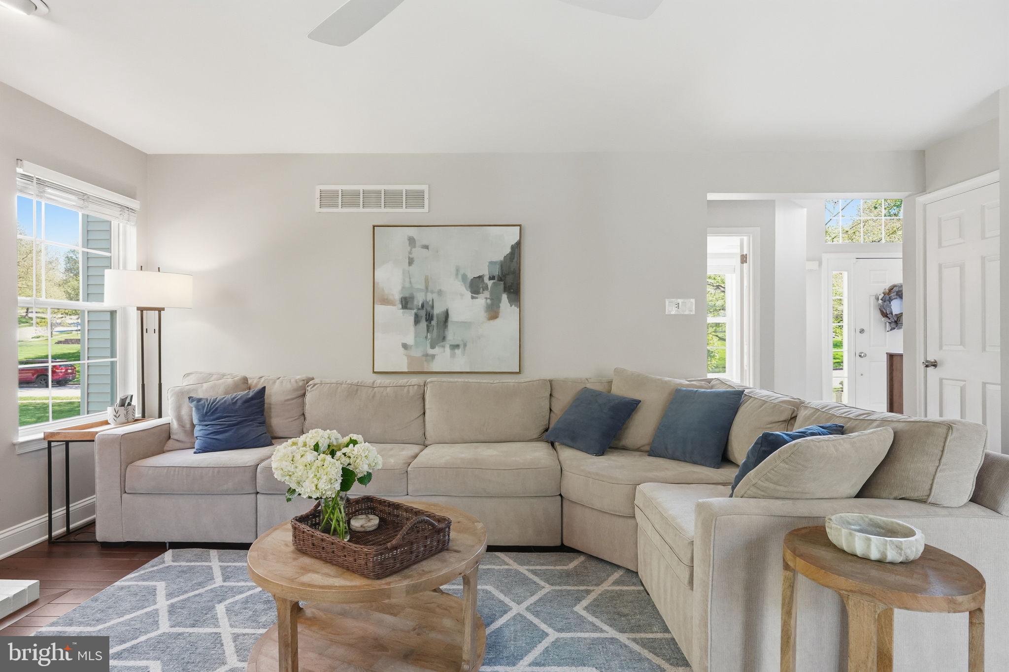 GARNET OAKS - Residential