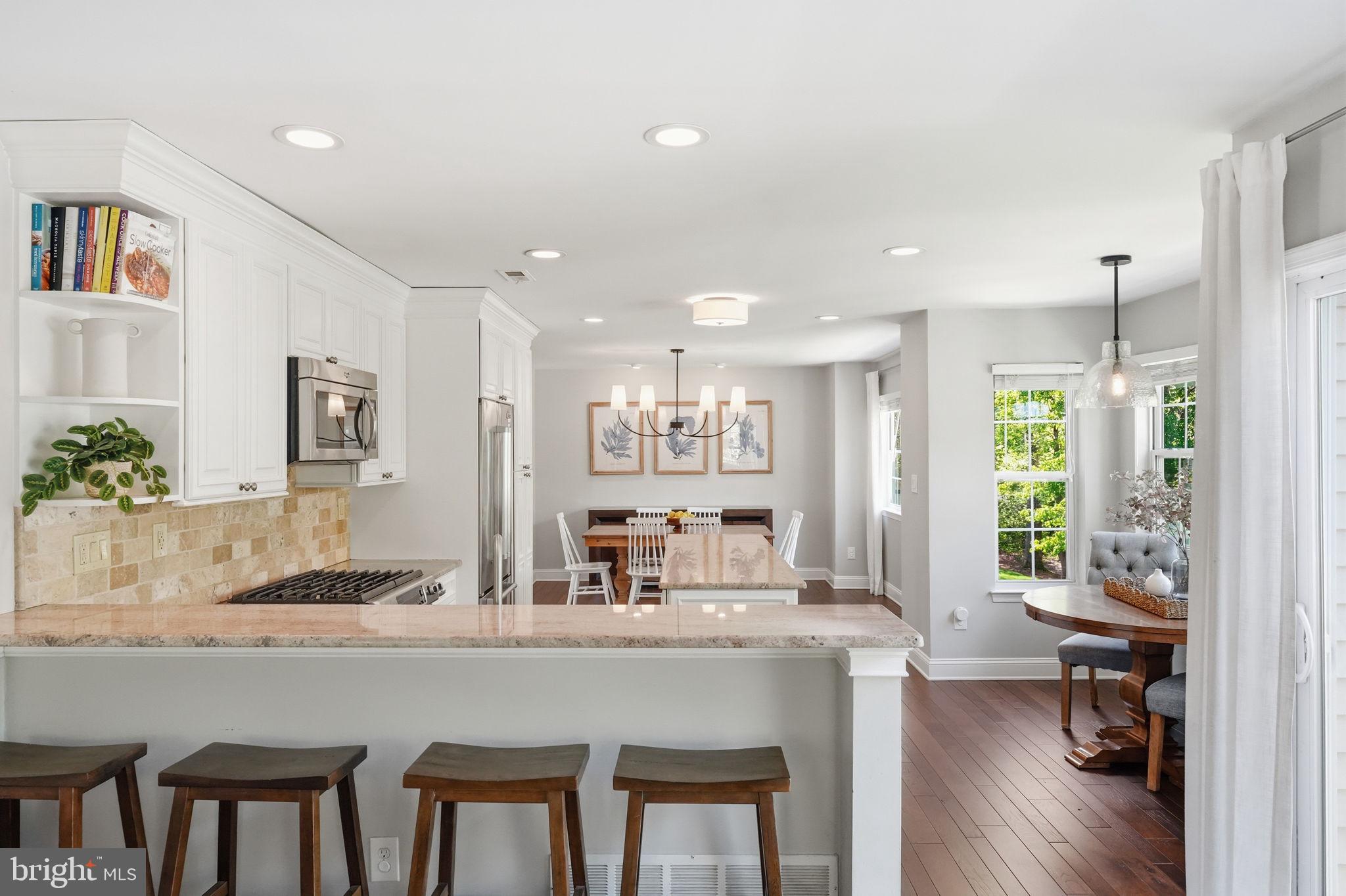 GARNET OAKS - Residential