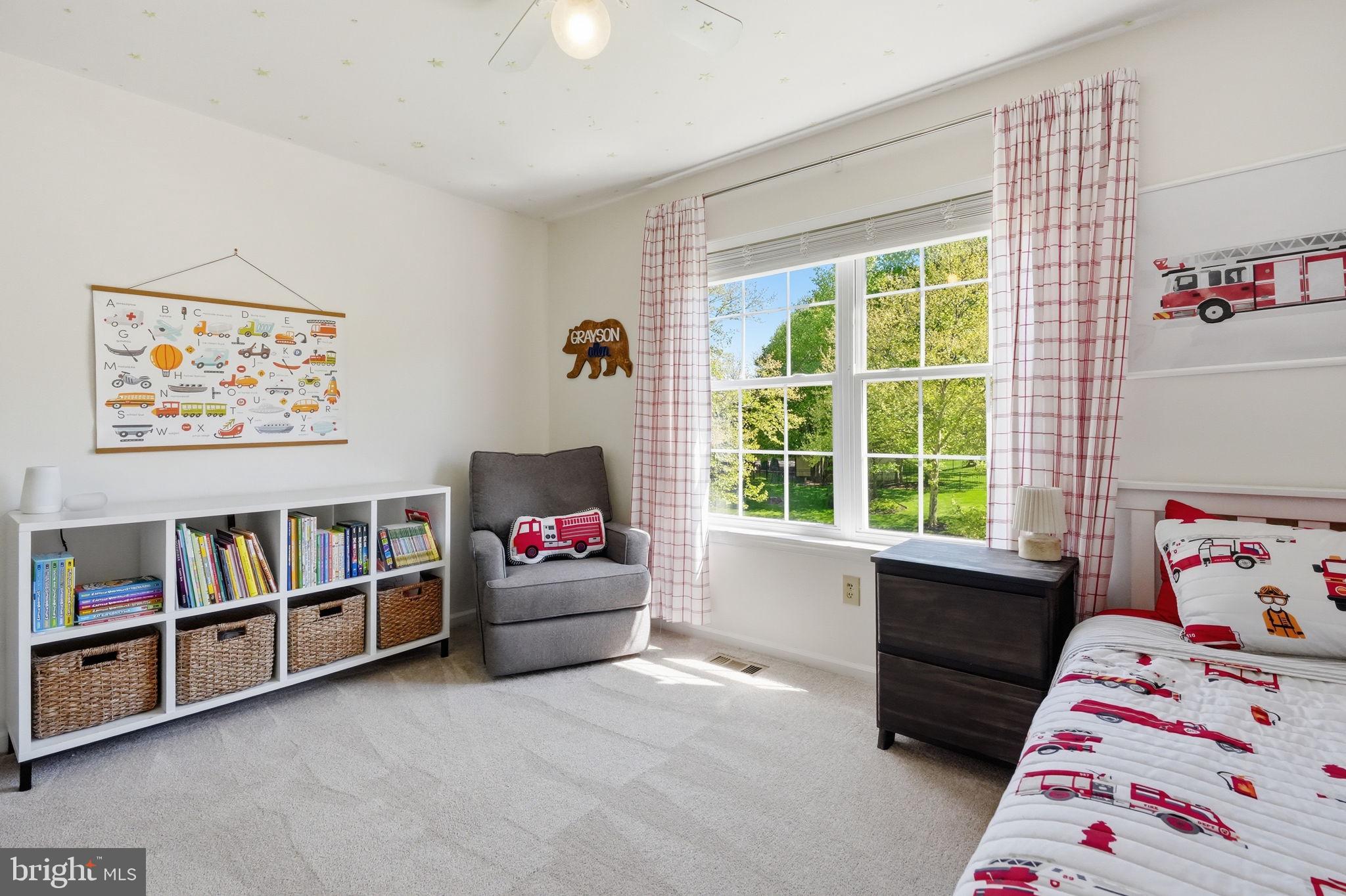 GARNET OAKS - Residential