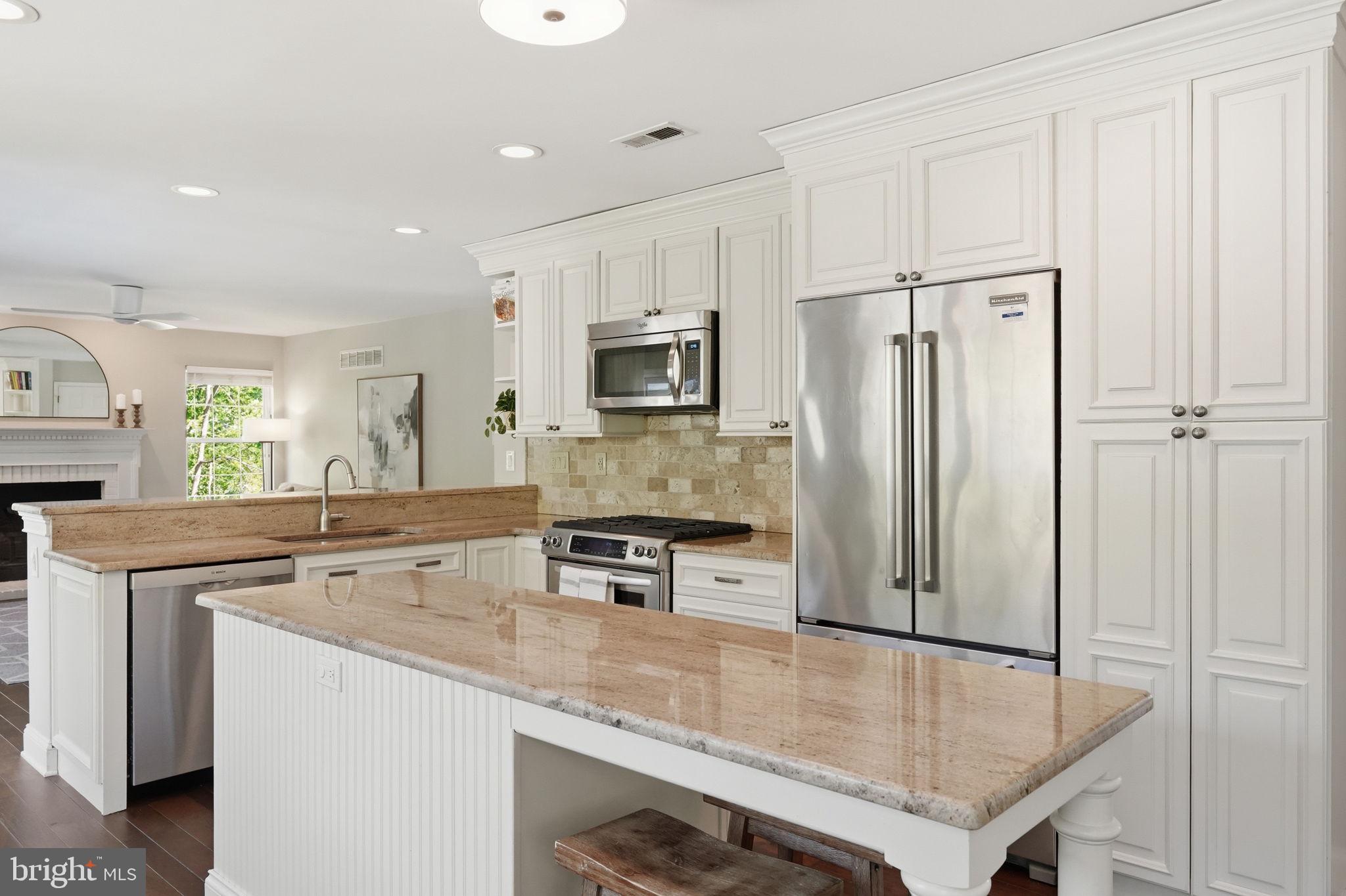 GARNET OAKS - Residential