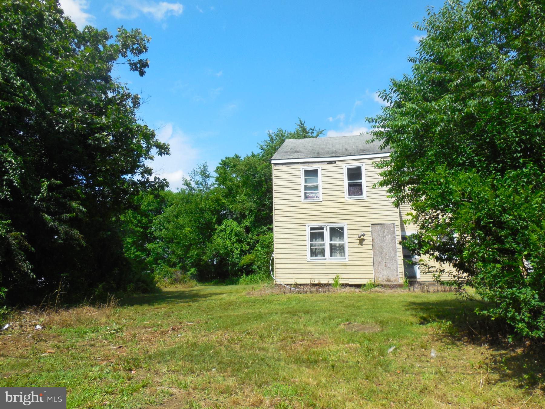 1879 DELSEA DRIVE