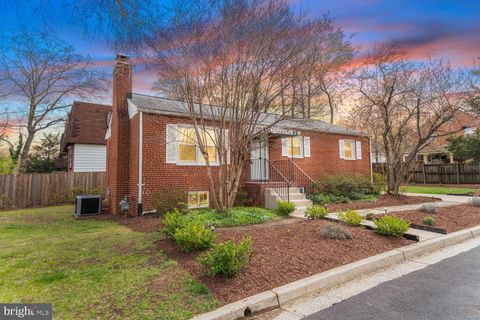 101 S LEXINGTON STREET ARLINGTON VA 22204