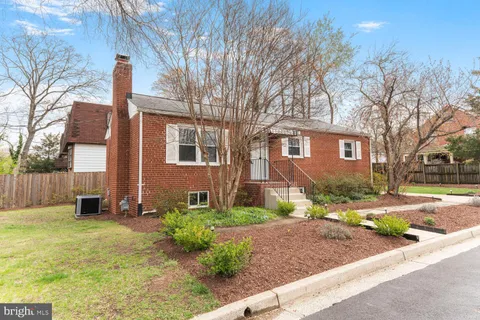 101 S Lexington Street, Arlington, VA MLS: VAAR2053624