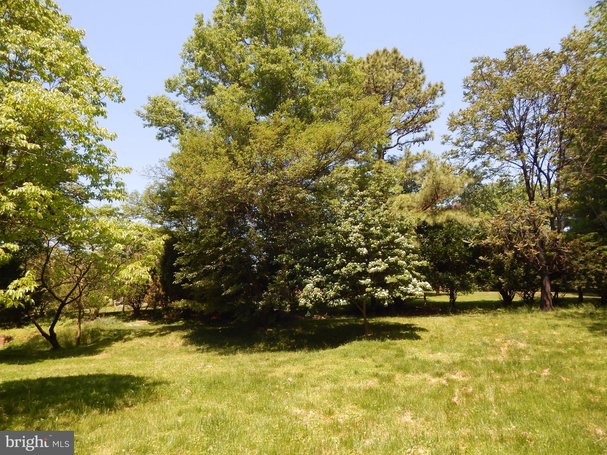 SUNNYBROOK FARMS - Residential