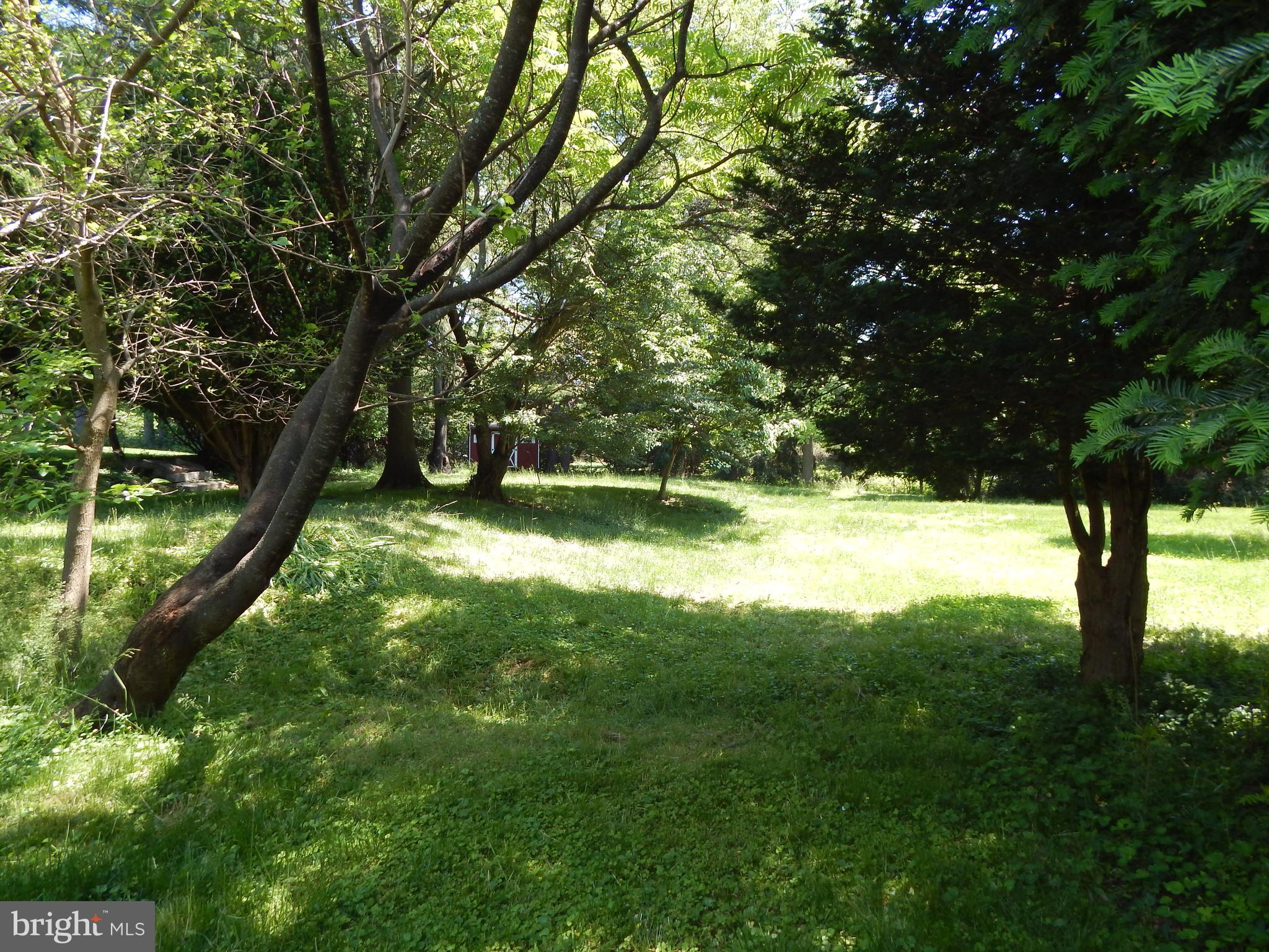SUNNYBROOK FARMS - Residential